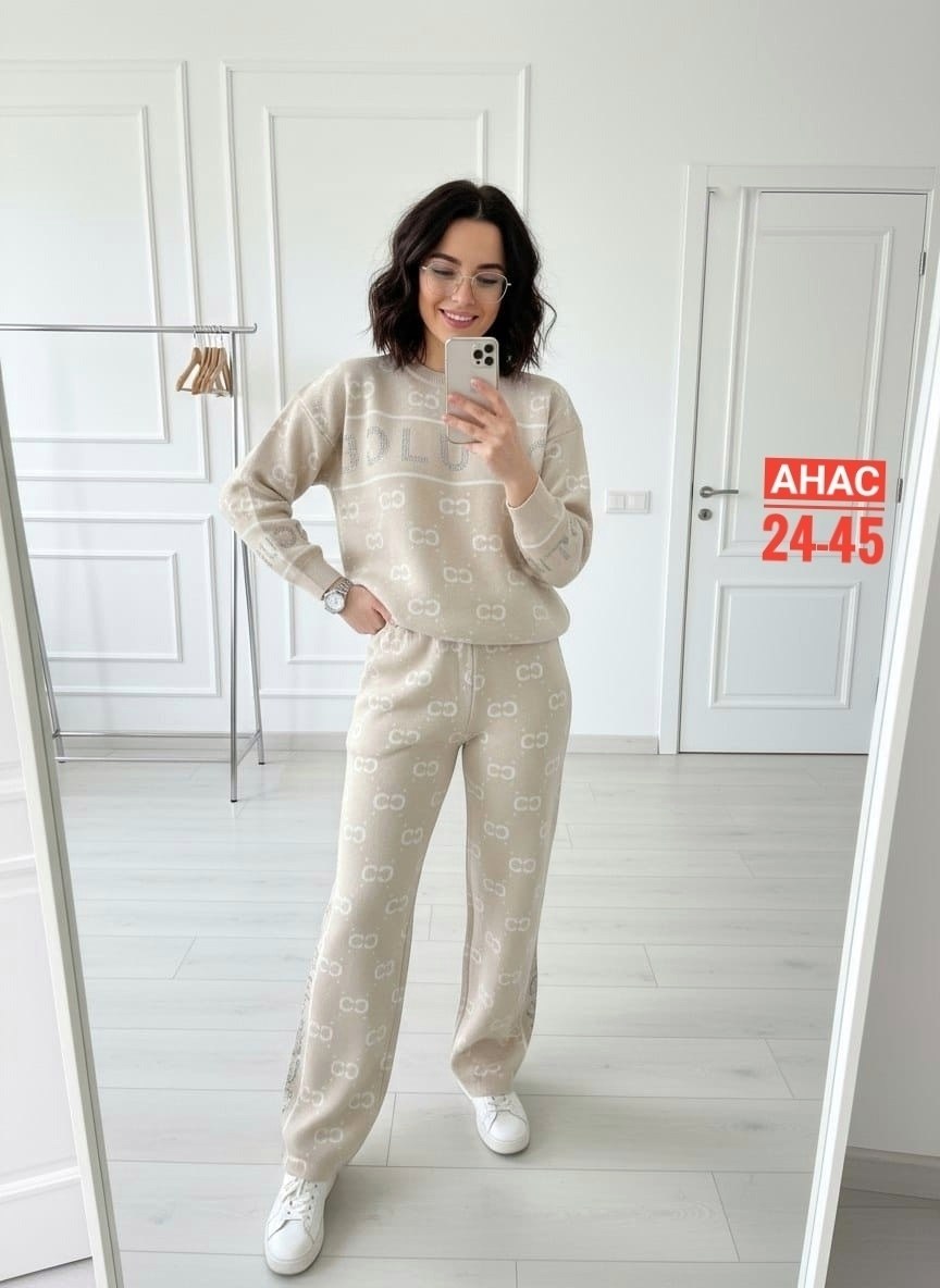 костюм трикотажный,женский трикотажный костюм,костюм из трикотажа,трикотажный костюм 2026,костюм с брюками