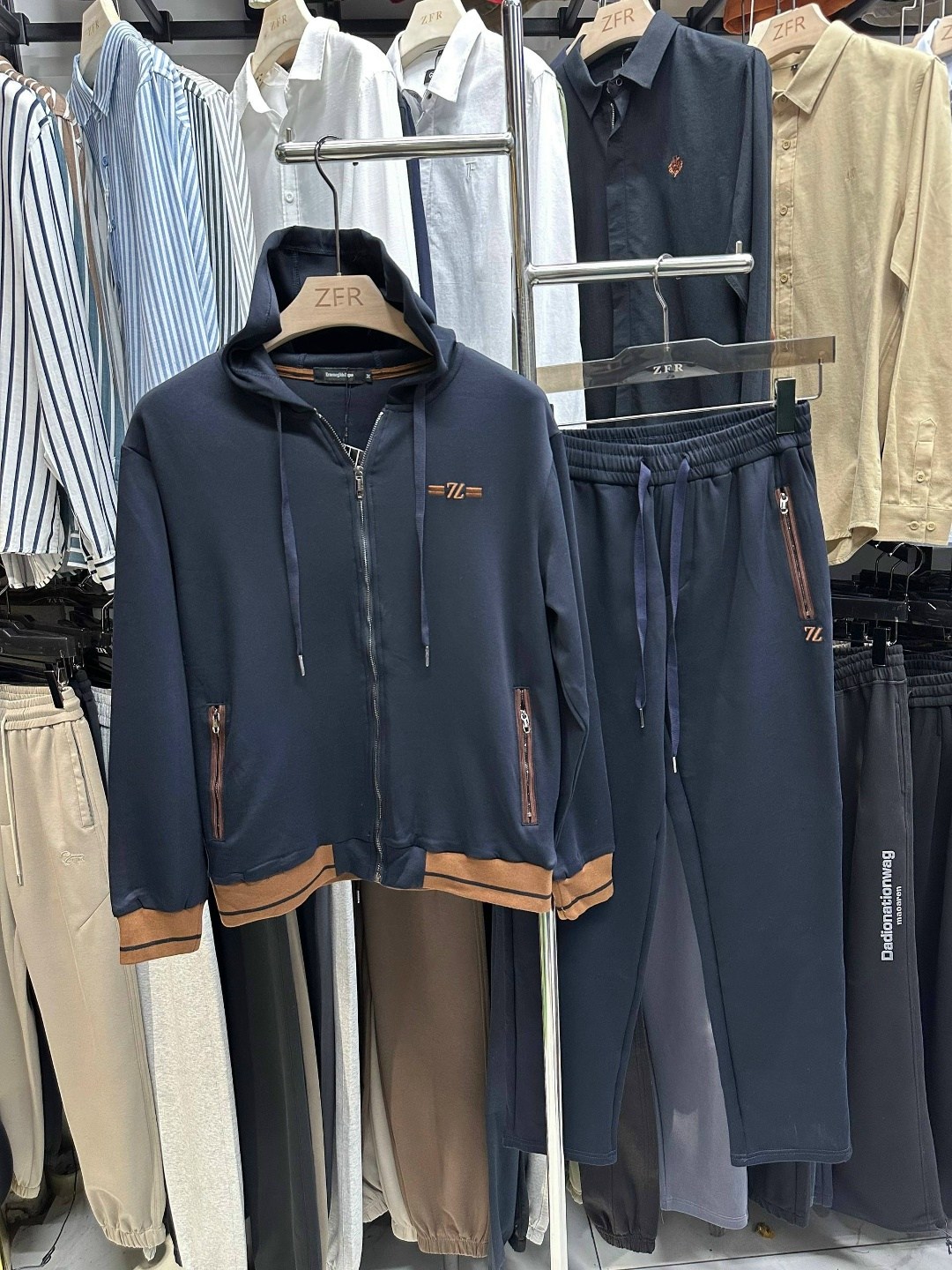 спортивный костюм brunello cucinelli,спортивный костюм kiton,мужской спортивный костюм polo ralph lauren,спортивный костюм polo ralph lauren,спортивные костюм