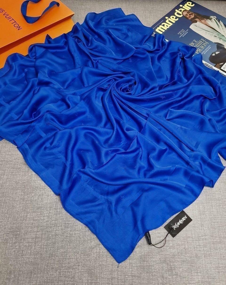 шелковый платок,платок женский шелковый,женский платок однотонный шелковый,платок шелковый однотонный,платок женский однотонный