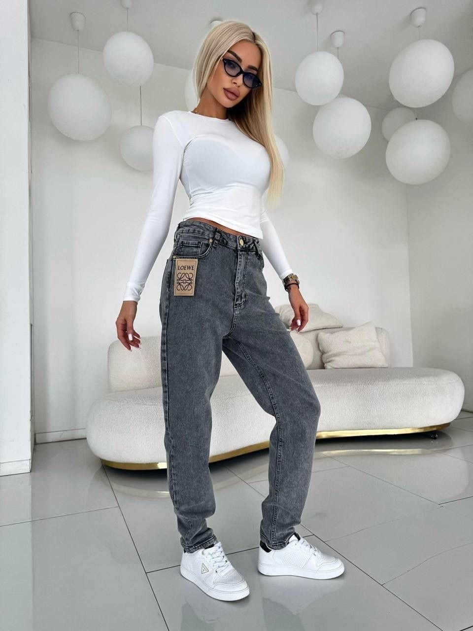 стильные джинсы,джинсы женские,джинсы loewe,джинсах,джинсы стиль