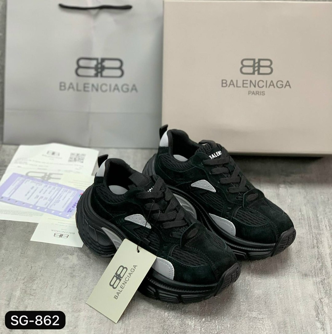 balenciaga кроссовки черные,balenciaga кроссовки женские,кроссовки balenciaga triple s,кроссовки balenciaga,balenciaga кроссовки черные мужские