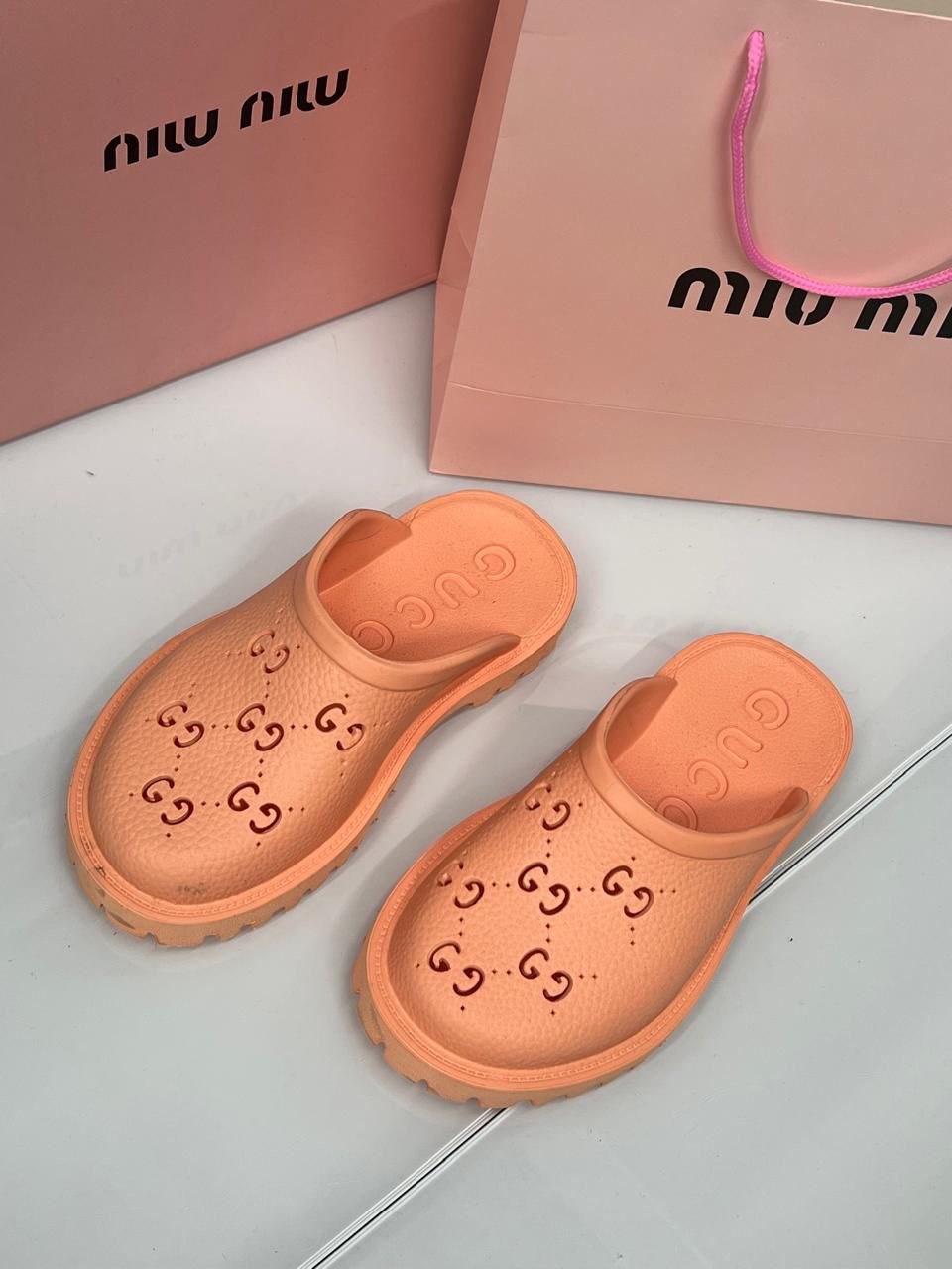 гуччи резиновые сабо,сабо гуччи,,сандалии гуччи,шлепанцы женские