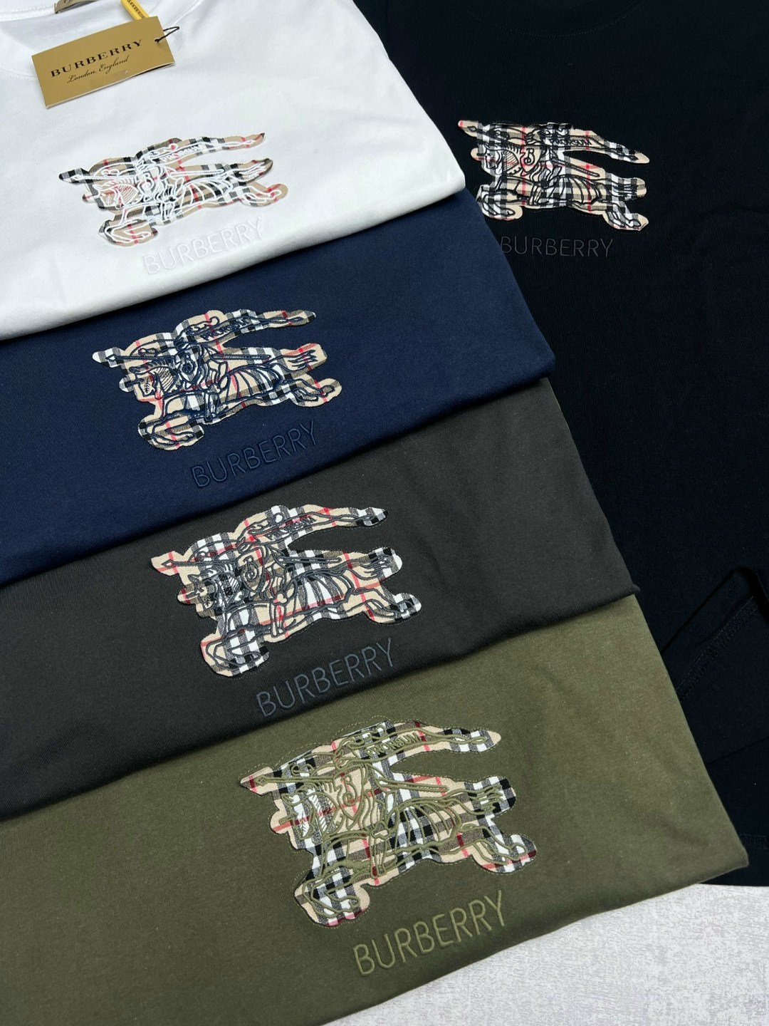 женские футболки burberry,burberry футболка,футболка барбери,футболки мужские,майка burberry