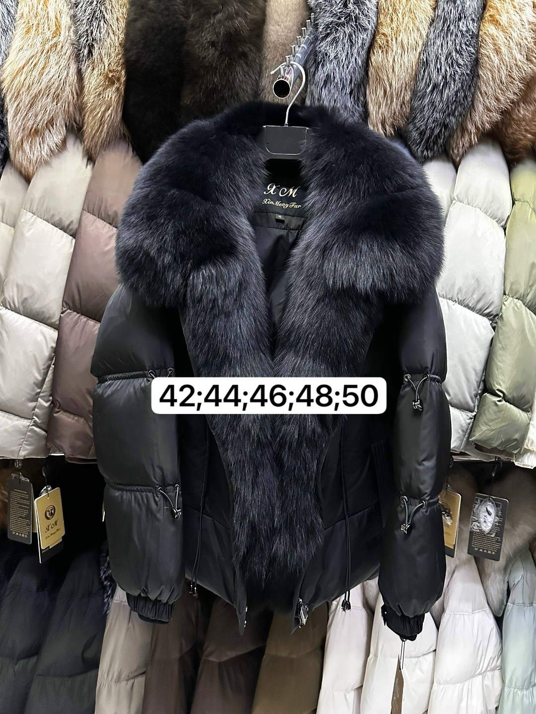 зимние куртки с натуральными мехами,пуховик с натуральным мехом,пуховик женский с натуральным мехом,женские пуховики,пуховик с мехом