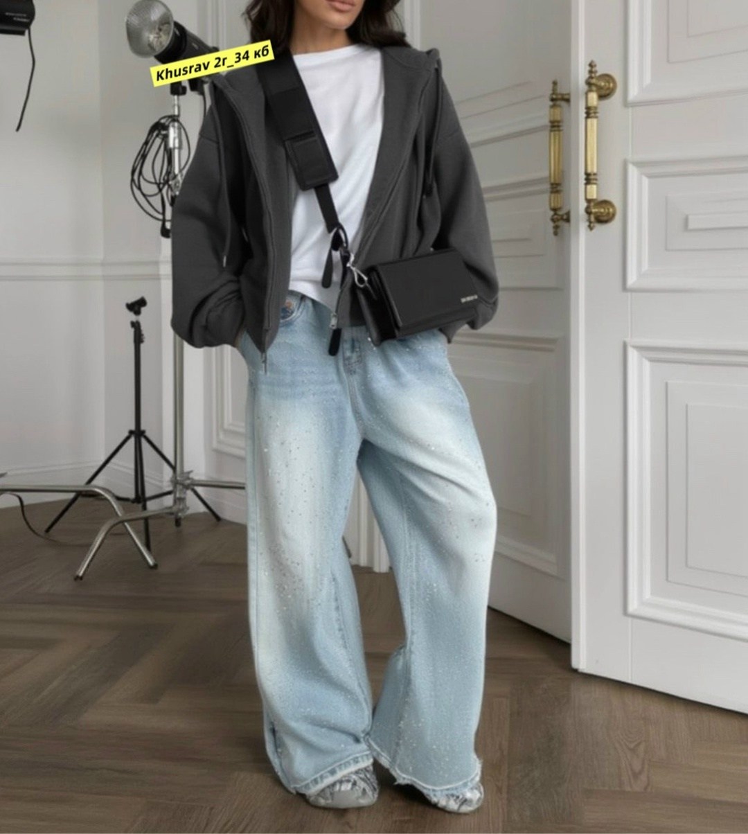 женские джинсы,женские джинсы с высокой талией со стразами,модные джинсы,джинсы со стразами,стильные джинсы