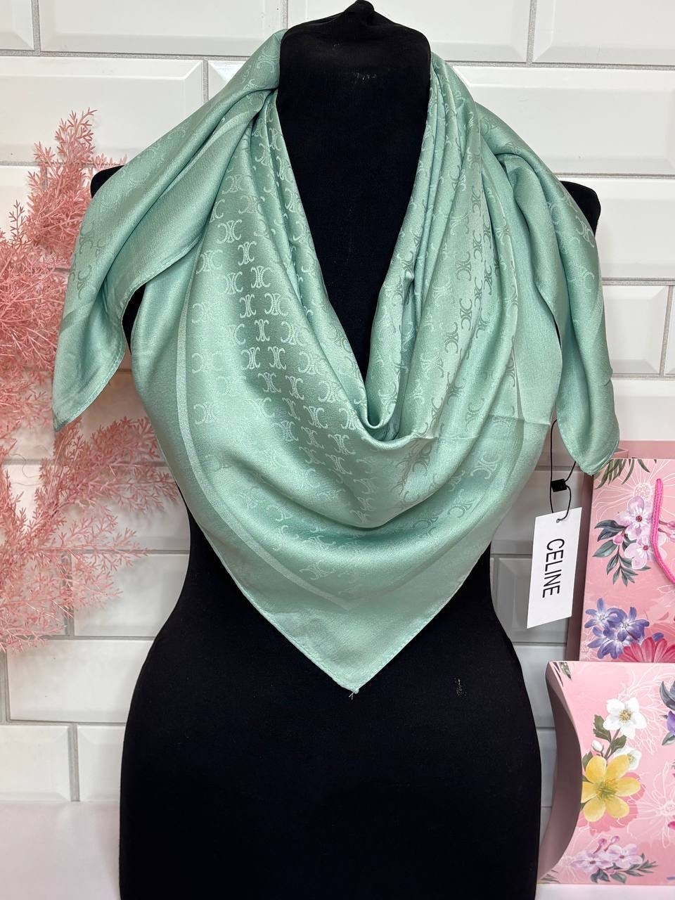 платок женский однотонный (100*100 см.) арт. 1362061,платок женский,платок шелковый женский,шелковый платок,платок женский однотонный