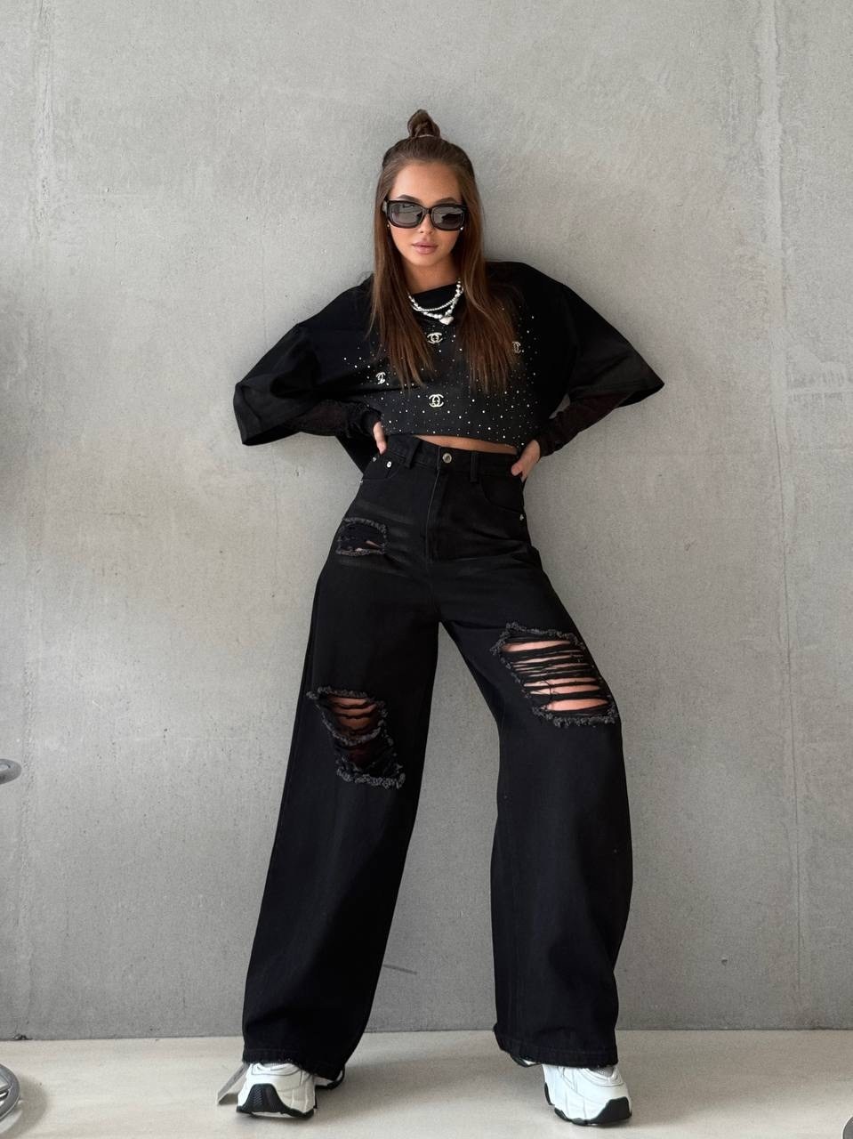 джинсы модные,джинсы широкие рваные,джинсы широкие черные,джинсы широкие,черные рваные джинсы