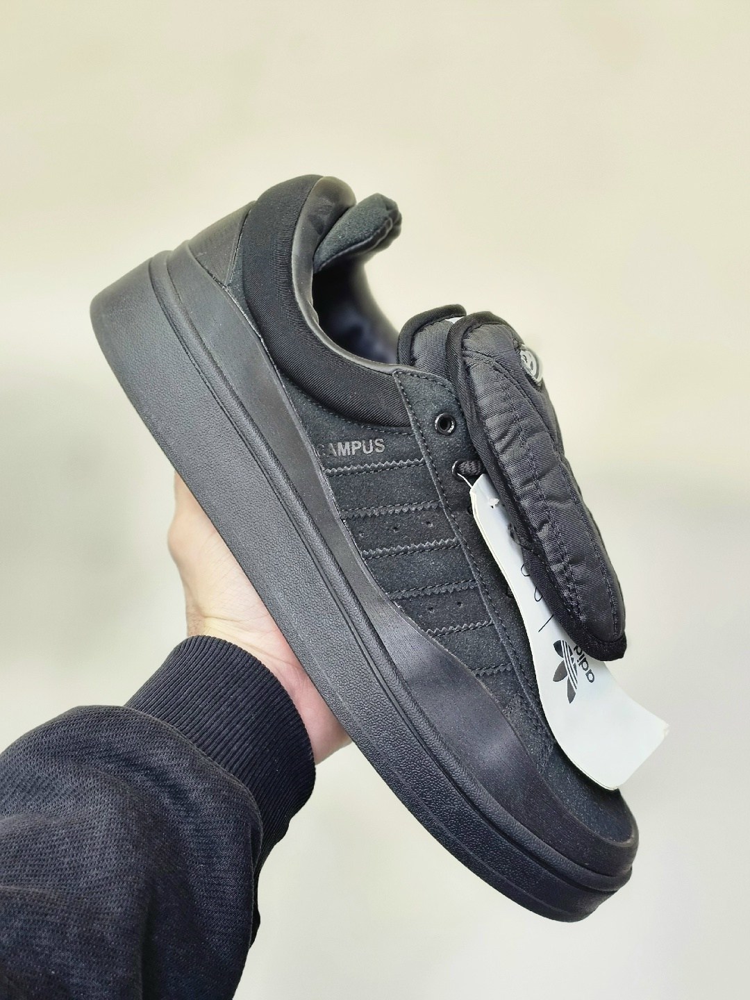 кроссовки bad bunny x adidas campus,кроссовки adidas,кроссовки adidas campus bad bunny,кроссовки adidas campus light bad bunny,кроссовки adidas campus