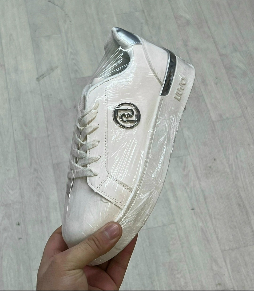 ,кроссовки женскиe,кеды женски,кеды liu jo,женские кеды