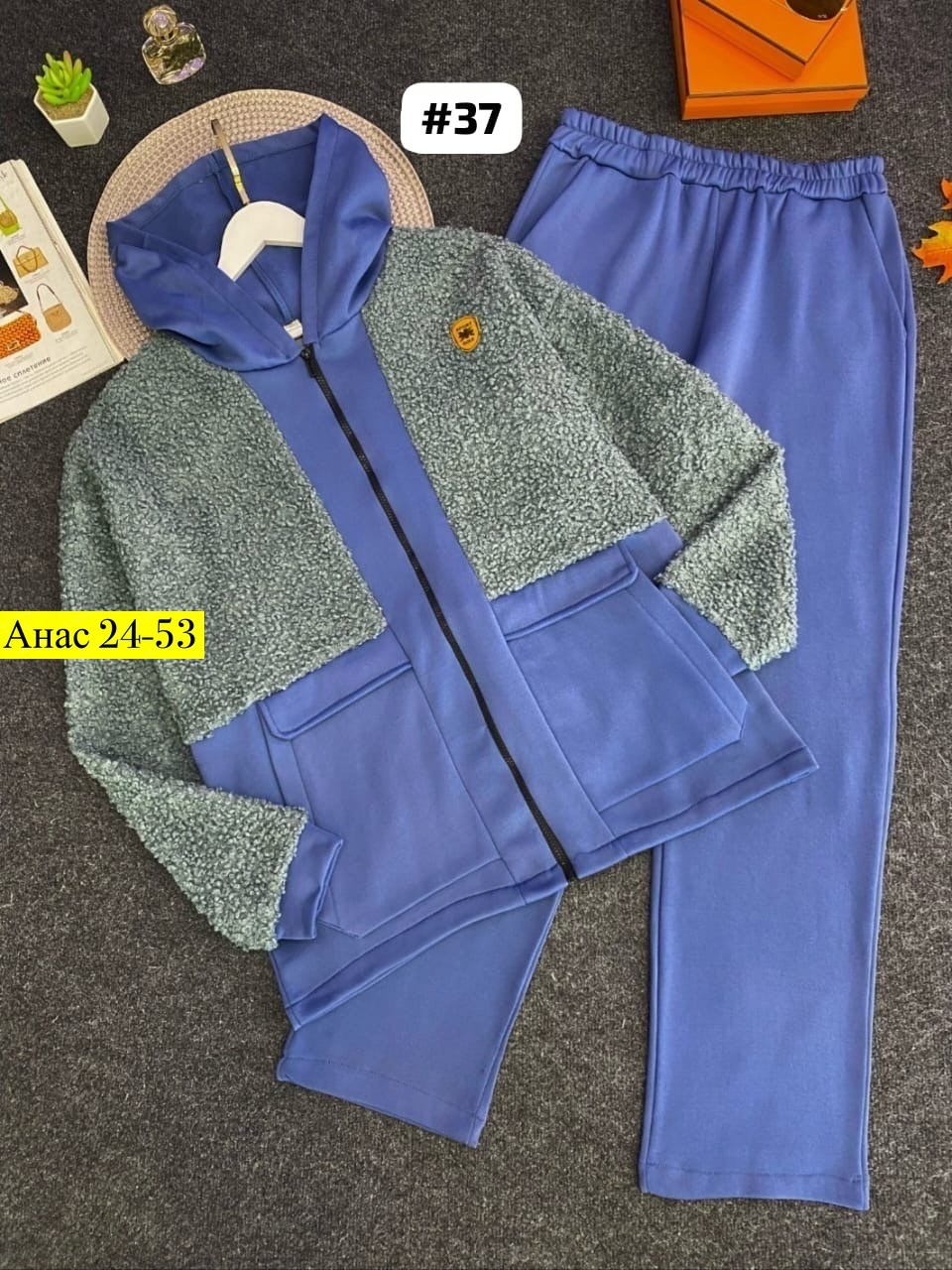 костюм на флисе,костюм женский,костюм женский на флисе,теплый костюм,спортивный костюм теплый женский