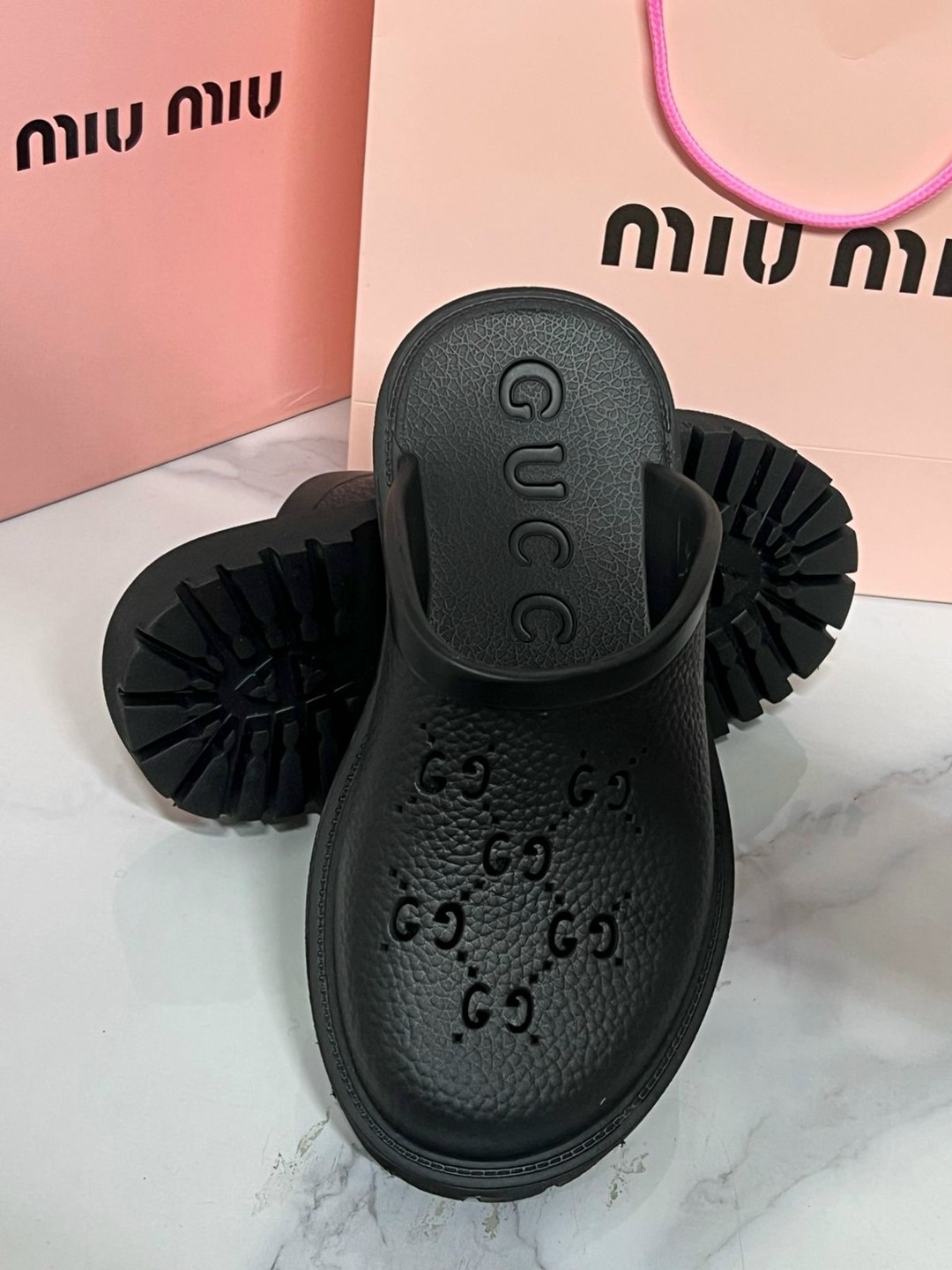 гуччи резиновые сабо,сабо гуччи,,сандалии гуччи,шлепанцы женские