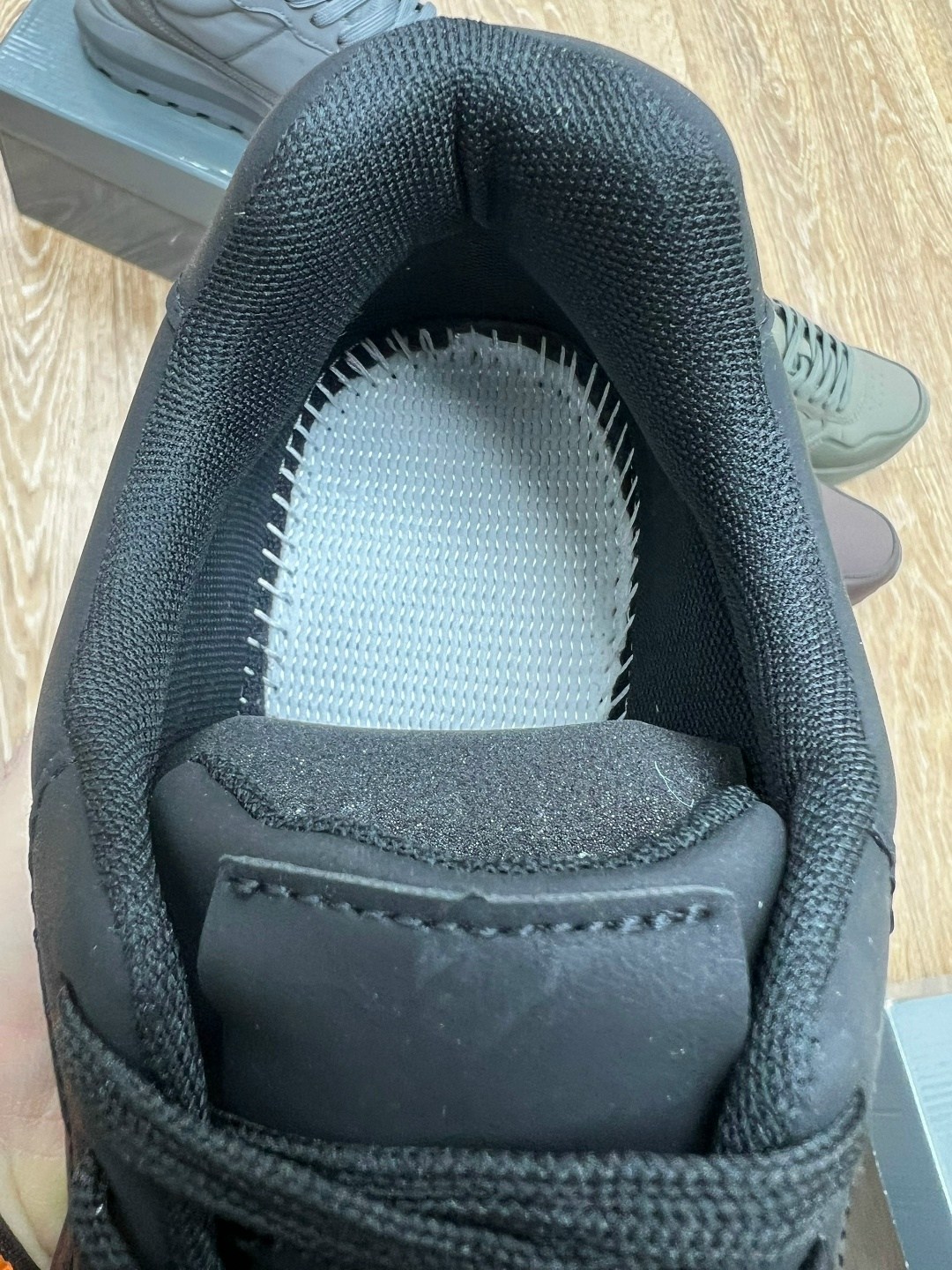 ,кроссовки женскиe,кроссовка,мужские кроссовки,кроссовки мужские и женские