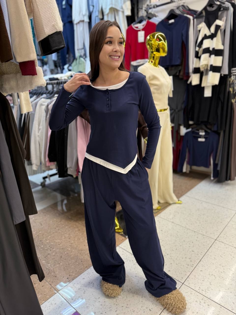 повседневный костюм,женский костюм,костюм,костюм модный,спортивные костюмы