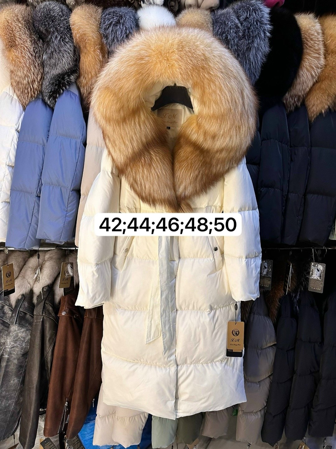 пуховик новый с натуральным мехом 42-52,женский пуховик с натуральным мехом,пуховик с натуральным мехом,пуховик с мехом,пуховик женский