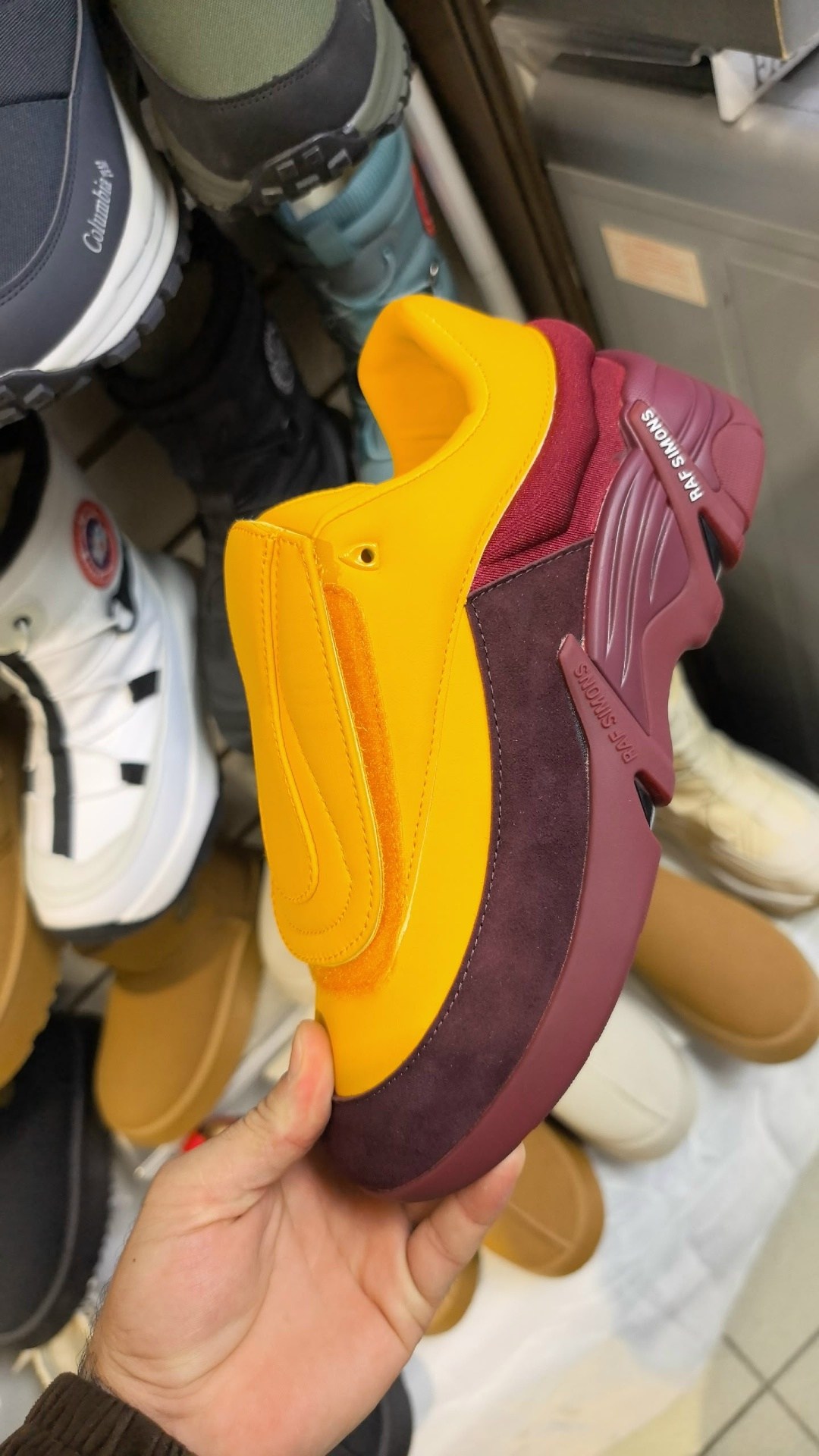 adidas ozweego 2 raf simons x red,raf simons low top sneakers antei 44 red leather,кроссовки adidas x raf simons ozweego 2 жен красный,adidas raf simons ozweego 3 red,кроссовки