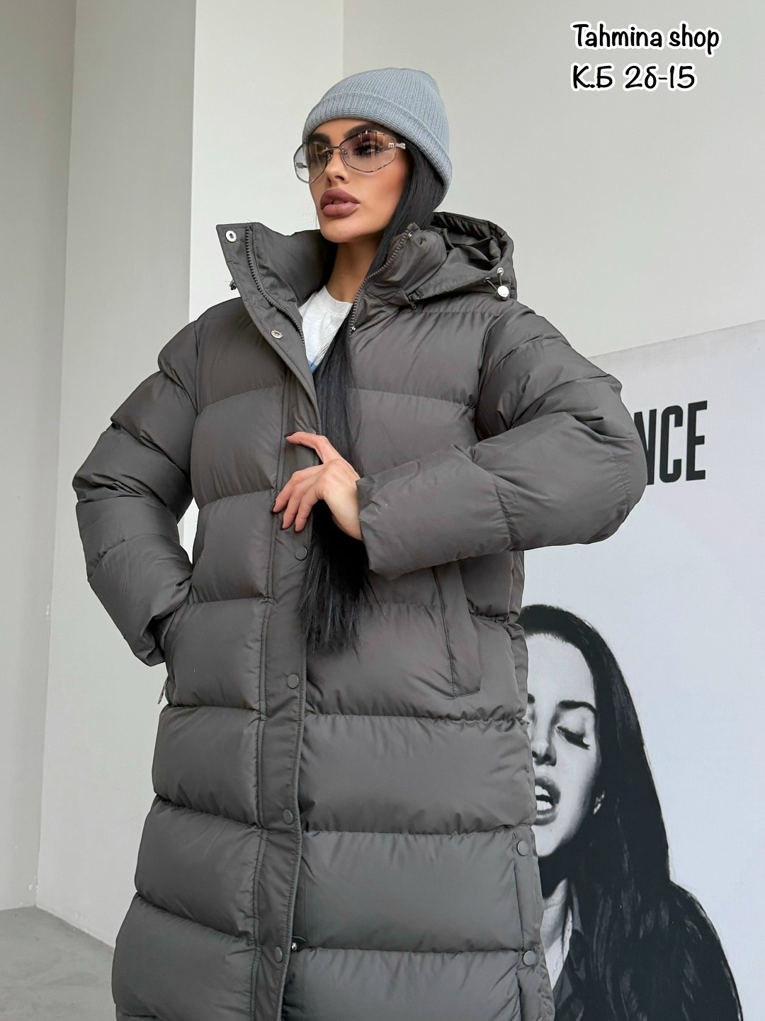 зимний пуховик длинный с капюшоном reg&life,куртка зимняя длинная с капюшоном karmel style,модные пуховики 2026,женская зимняя куртка,двусторонний пуховик