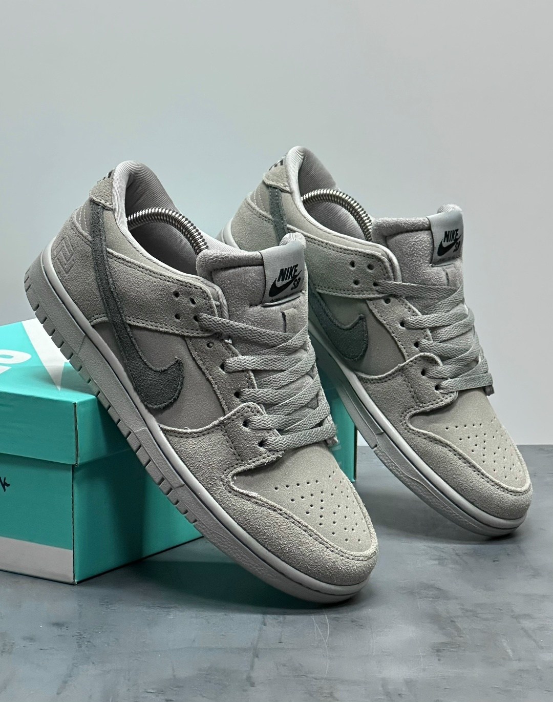 nike dunk low pro sb reigning champ,кроссовки nike sb dunk low,кроссовки,nike dunk low,nike sb dunk low