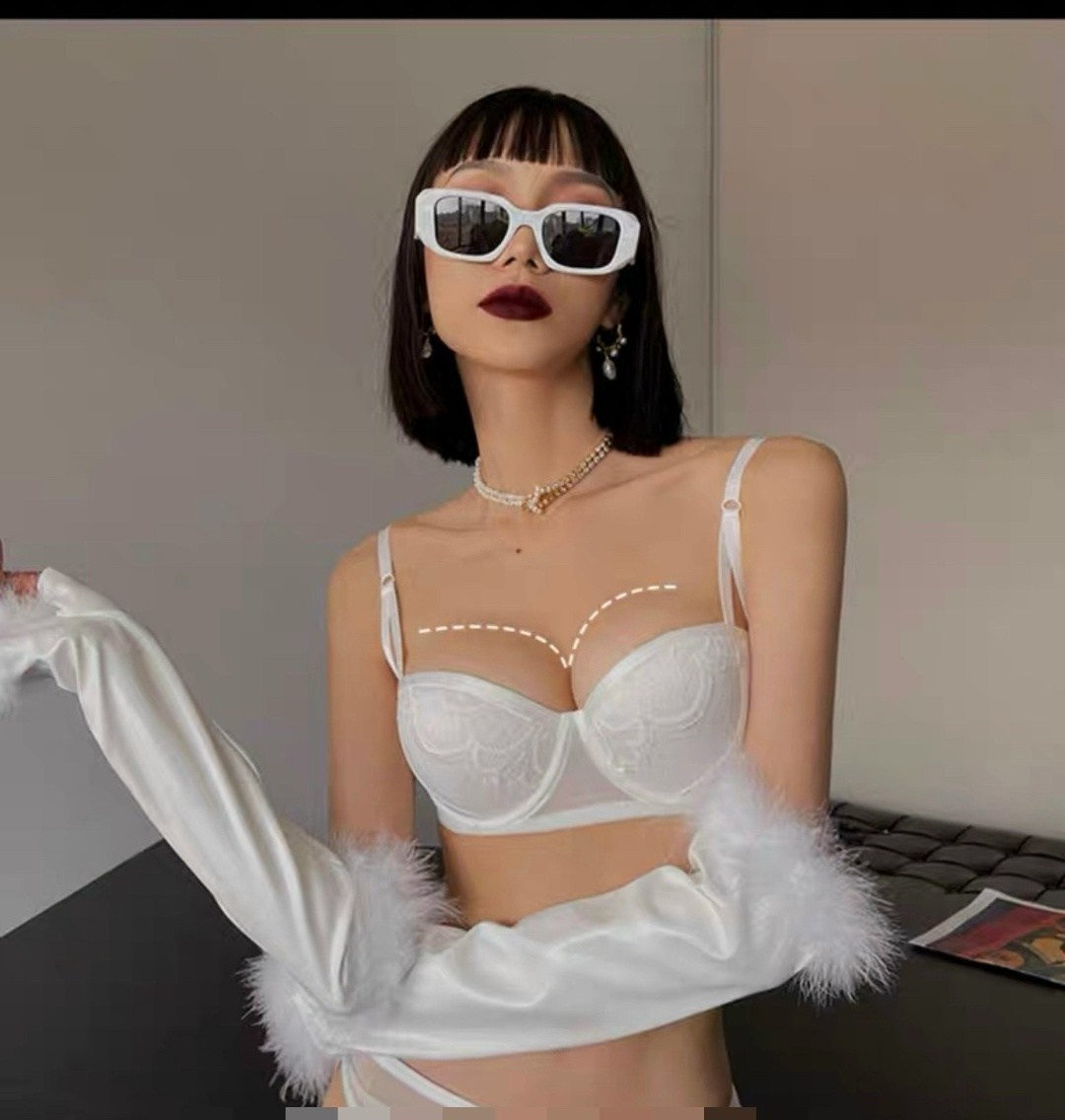 комплект нижнего белья,комплект нижнего женского белья,женское нижнее бельё,комплект женского белья,комплект нижнего белья пуш-ап