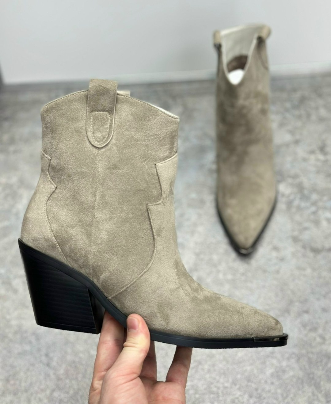 сапоги изабель марант казаки,,ковбойские замшевые ботильоны dewina isabel marant бежевый,ботильоны казаки,модели обуви