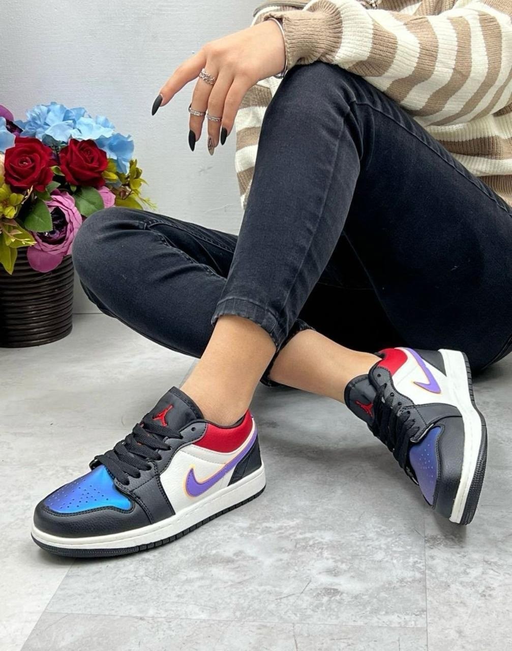 кроссовки,кроссовки подростковые nike,nike кроссовки,женские кроссовки,кроссовки подростковые