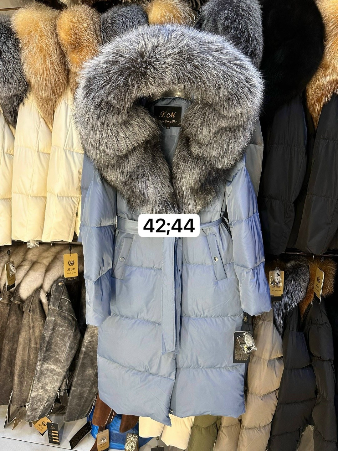 пуховик новый с натуральным мехом 42-52,женский пуховик с натуральным мехом,пуховик с натуральным мехом,пуховик с мехом,пуховик женский
