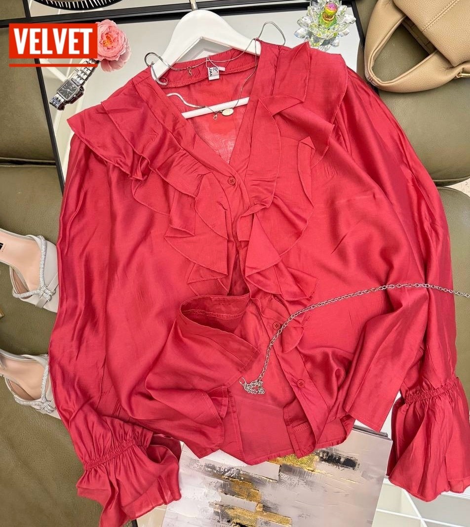 блузка с оборками,блузка стильная,женская блузка,женская блуза,модные блузки