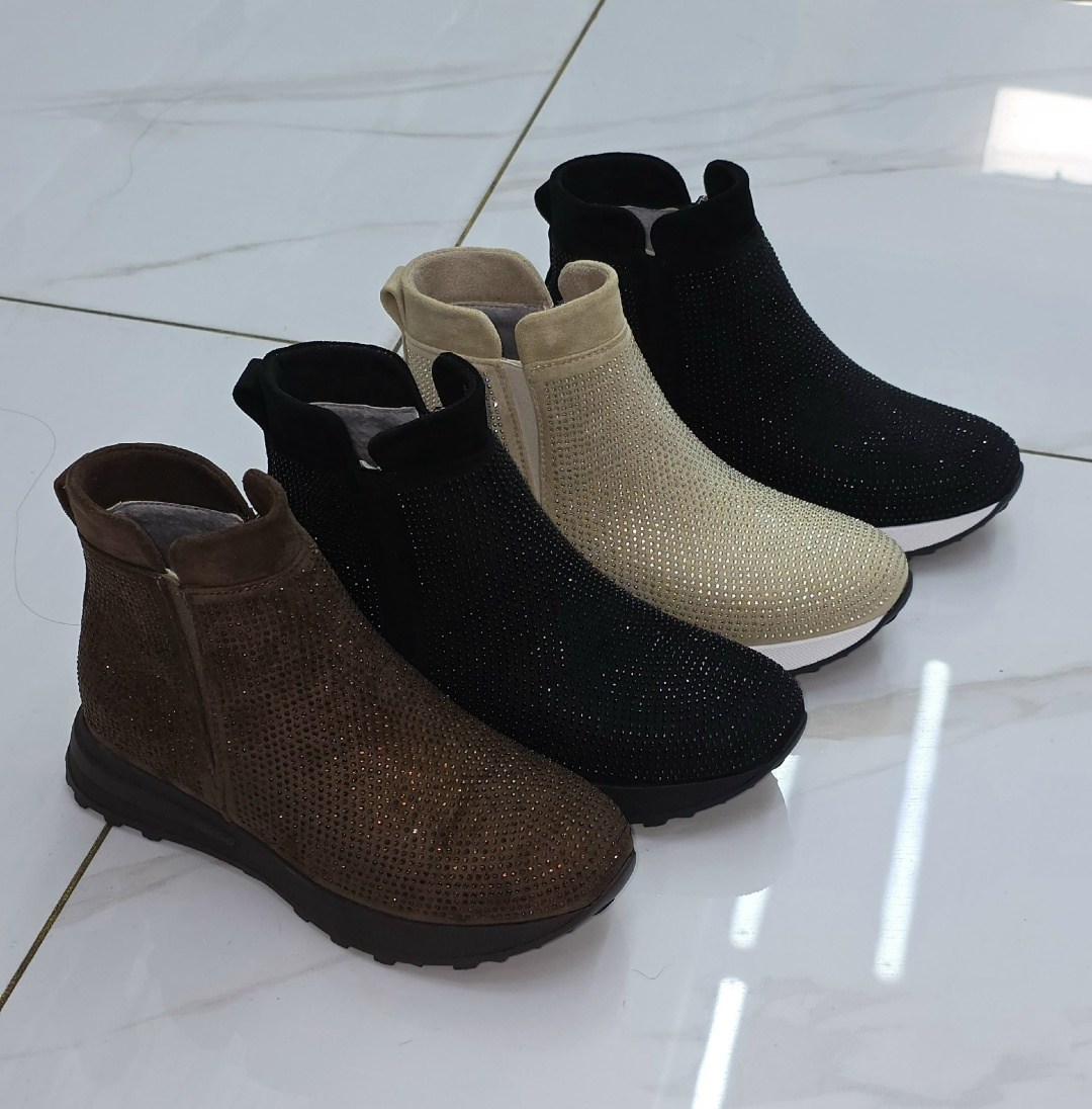 ,женская ,женские ботинки,модные ботинки,обуви