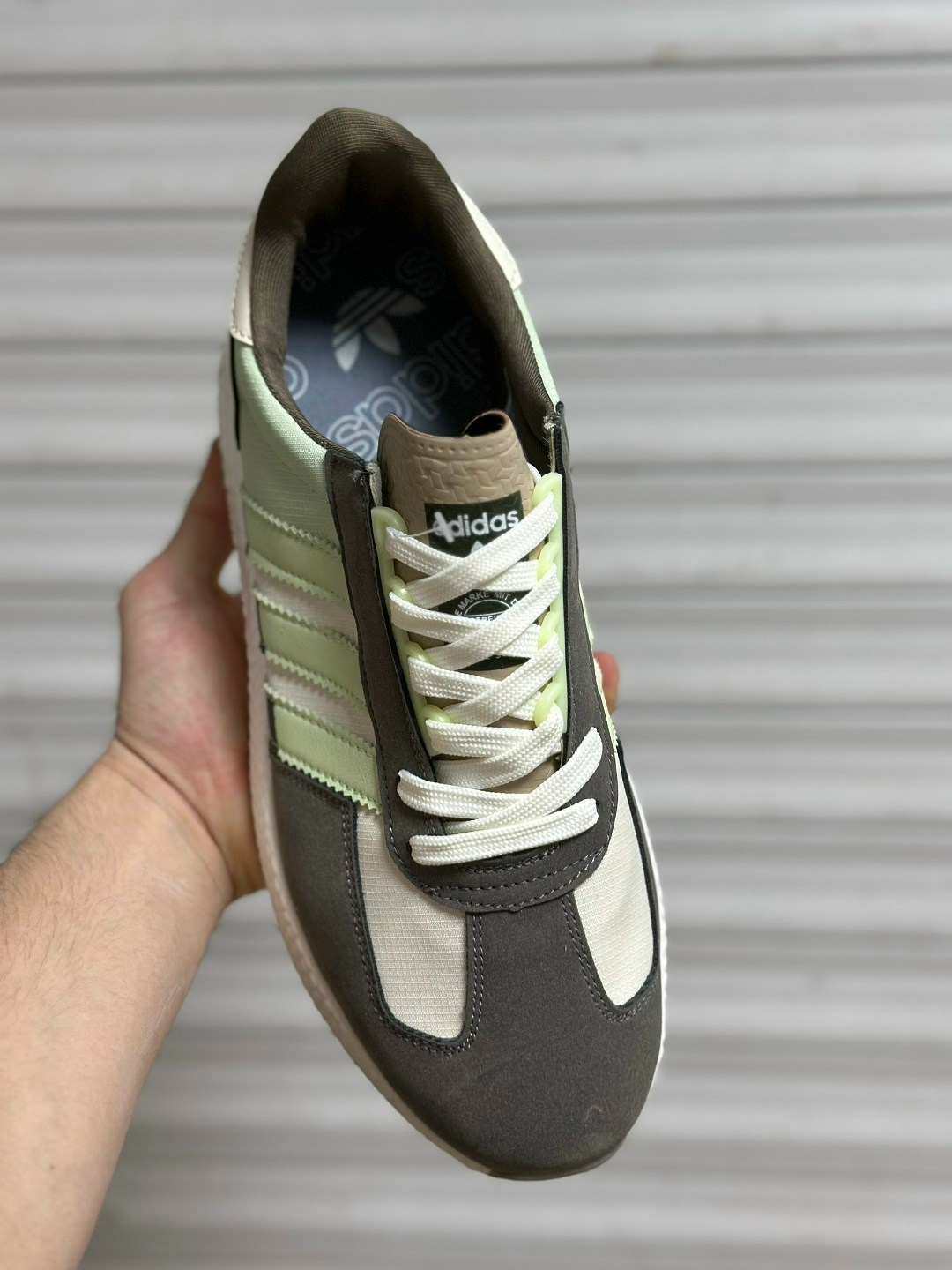 кроссовки adidas,кроссовки adidas retropy e 5,кроссовки мужские adidas,кроссовки adidas retropy,кроссовки adidas originals retropy