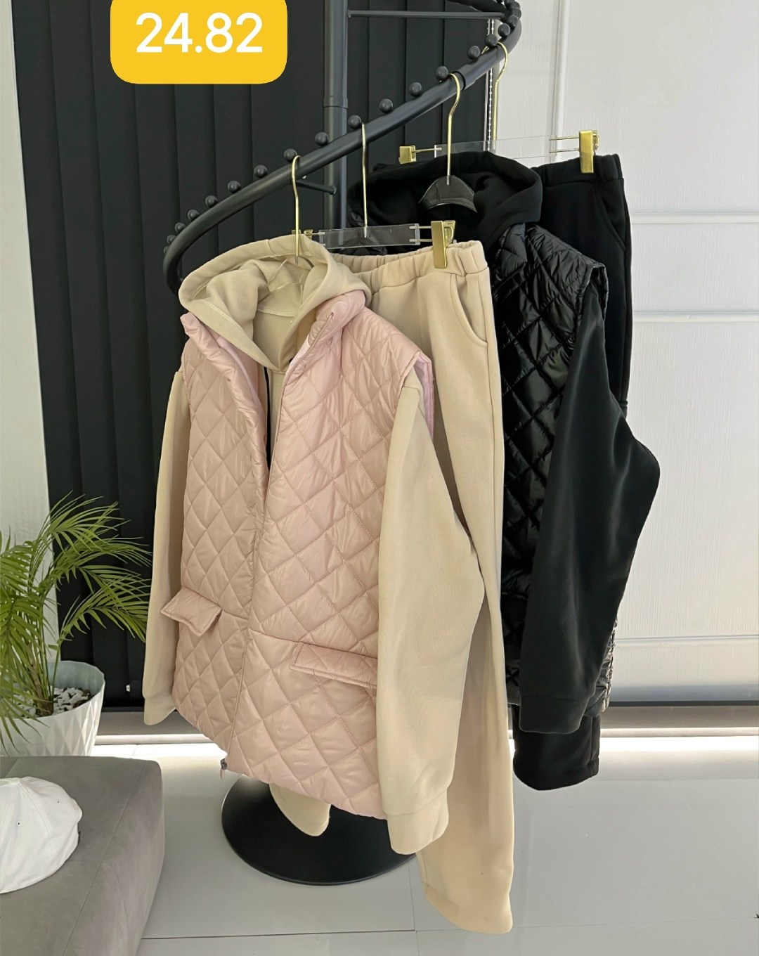 костюм спортивный тройка с длинным стеганым пальто cubi shop,костюм тройка с курткой,костюм женский на флисе,костюм женский тройка,костюм бежевый