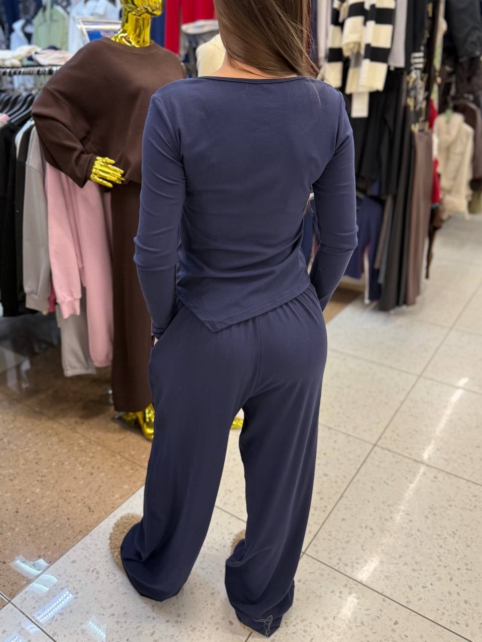 повседневный костюм,женский костюм,костюм,костюм модный,спортивные костюмы