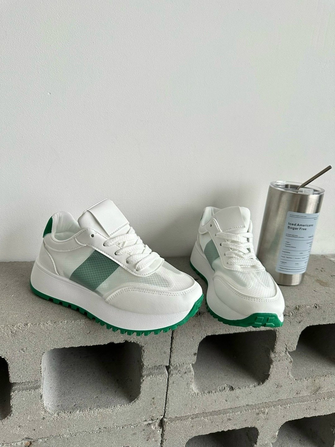 женские кроссовки,кроссовки модные,кроссовки женские удобные,повседневные кроссовки,кроссовка