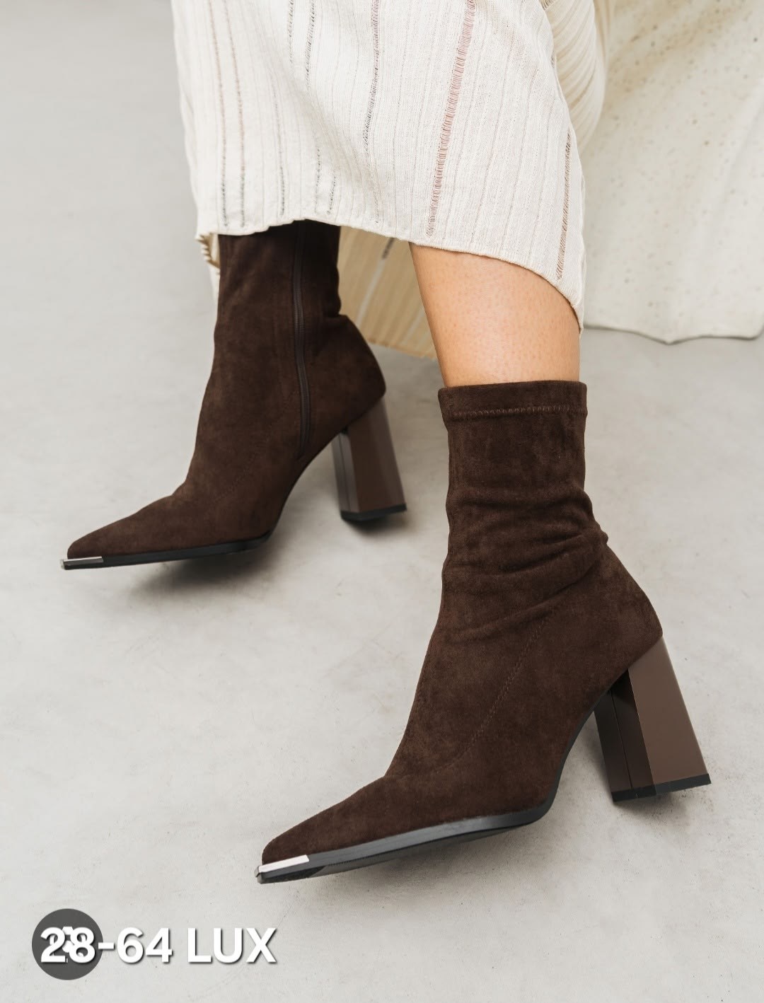 ботильоны демисезонные чулки на каблуке londri 306462715,замшевые ботильоны,женские ботильоны,ботильоны коричневые замшевые демисезонные на каблуке,женские ботильоны с острым носком