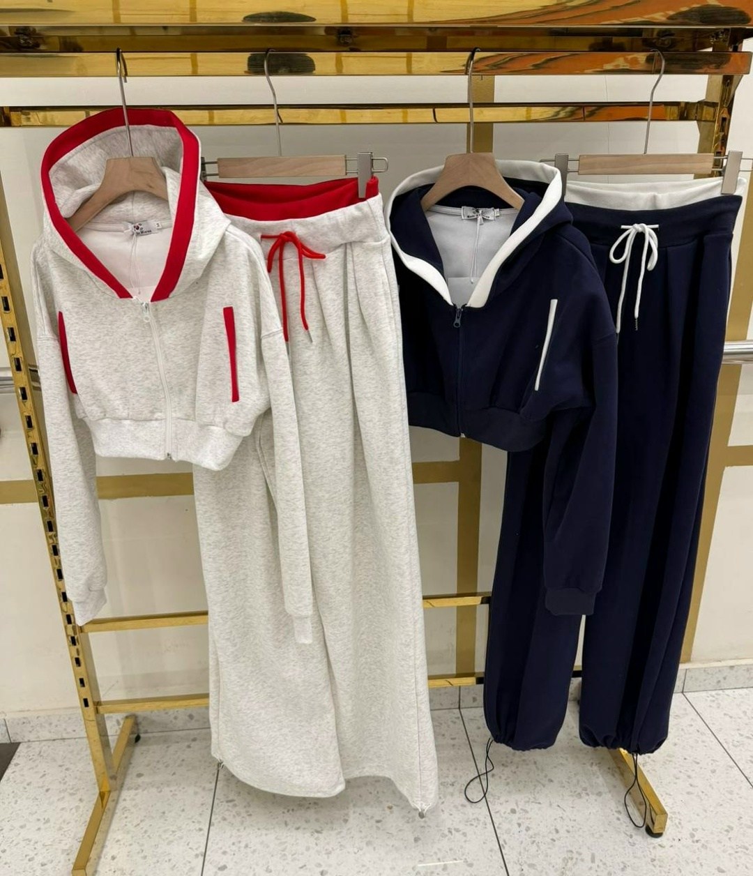 женский спортивный костюм,женский спортивный костюм из двух предметов,костюм женский,спортивный костюм для женщин,женский повседневный спортивный костюм