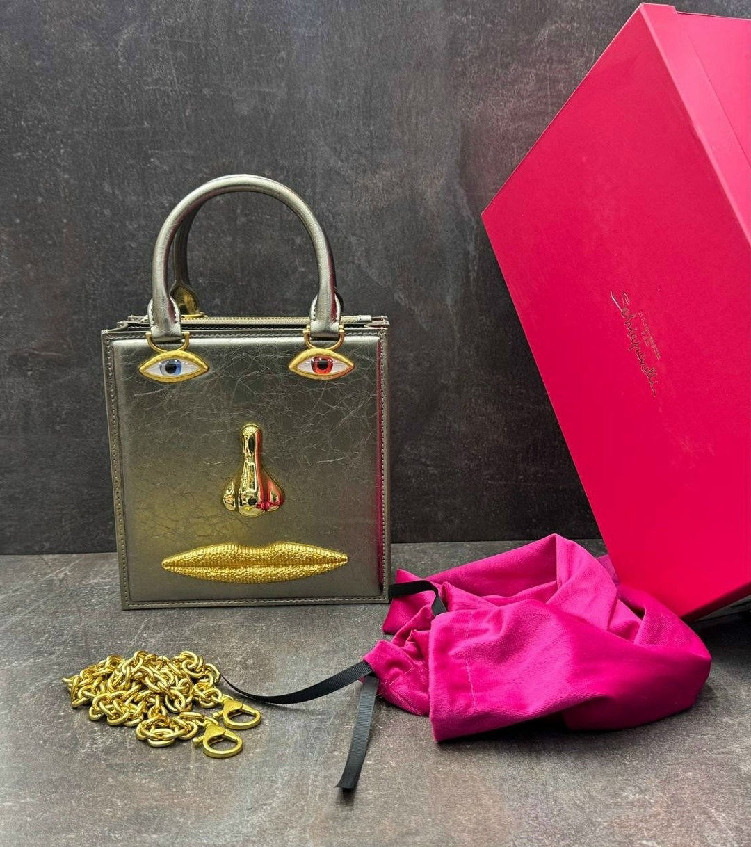 сумка-тоут schiaparelli,сумка schiaparelli,женская сумка schiaparelli,бархатная сумка для глаз schiaparelli premium sense demon,брендовая женская сумка