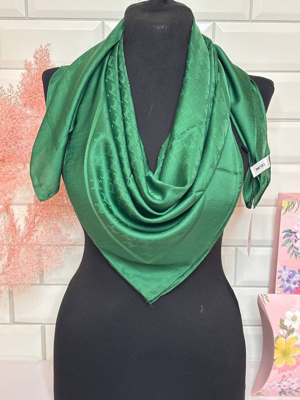 платок женский однотонный (100*100 см.) арт. 1362061,платок женский,платок шелковый женский,шелковый платок,платок женский однотонный