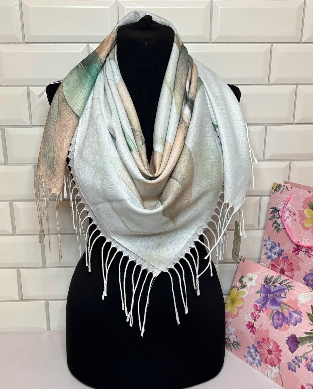 платок женский,платки шарф,кашемировый платок,платки кашемир,платки шарфы палантины