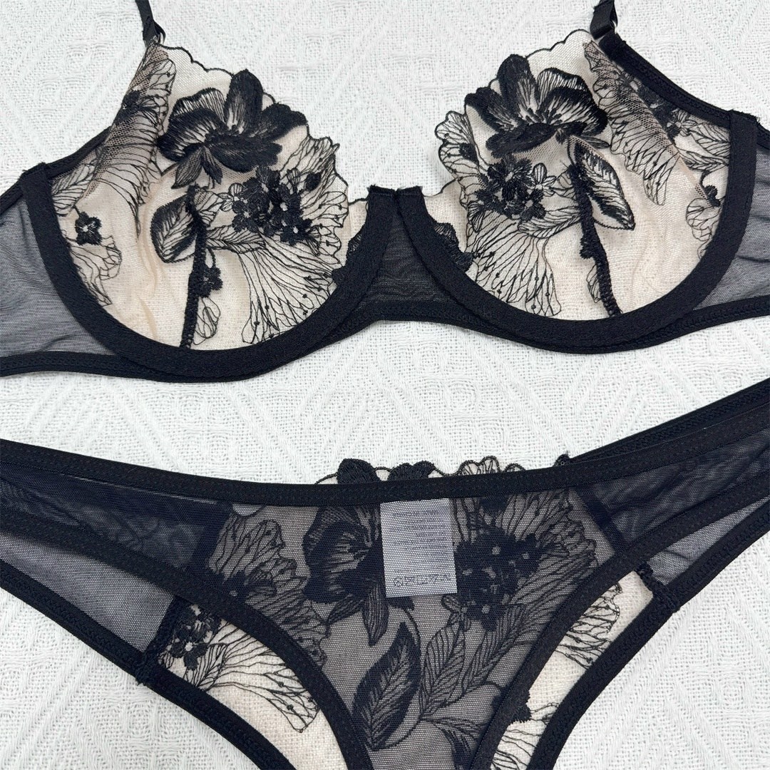 нижнее белье комплект кружевной,нижнее белье женское комплект кружевное сексуальное,нижнее белье женский комплект кружевное,нижнее белье кружевное комплект нижнего белья,комплект нижнего белья