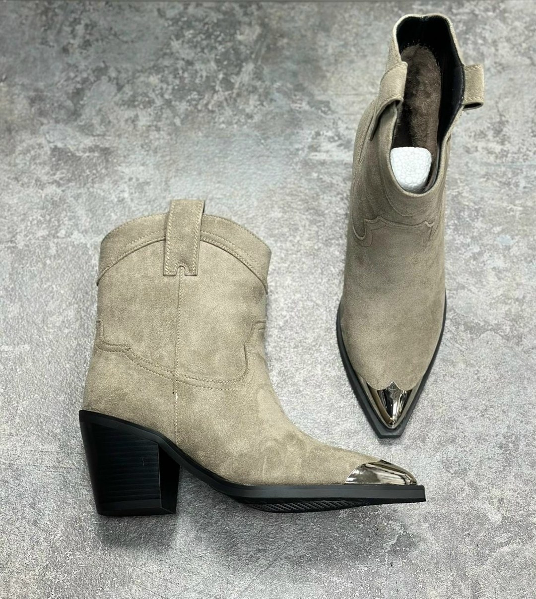 ,ботильоны казаки, женская,сапоги казаки,замшевые казаки