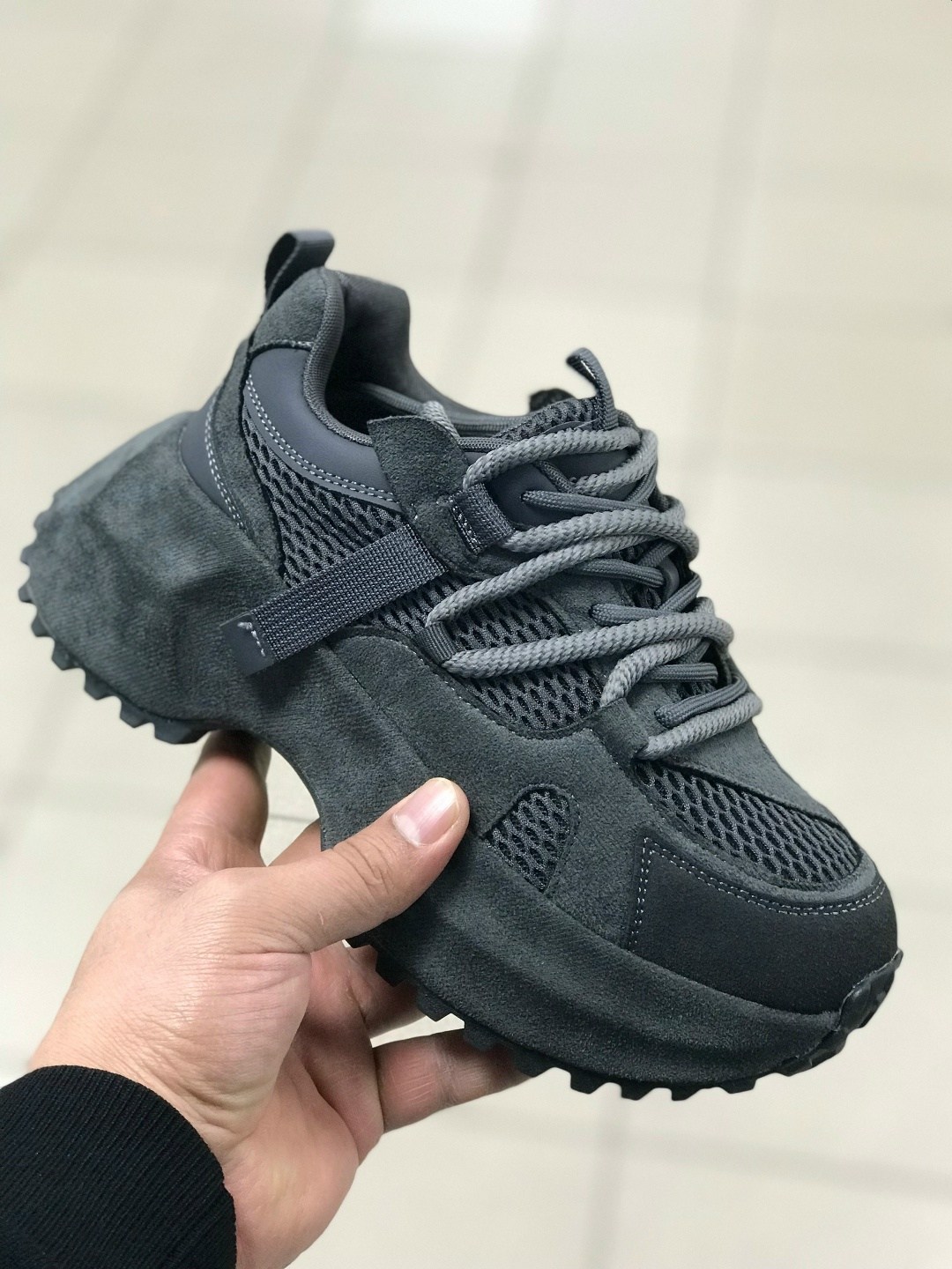 ,кроссовки женские,массивные кроссовки,спортивная ,кроссовки черные