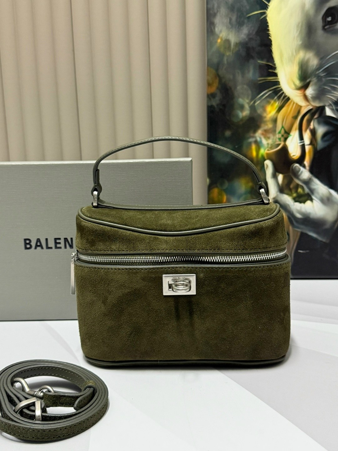 роскошная сумка из замши balenciaga rodeo,сумка balenciaga,замшевая сумка,сумка женская модная,сумка