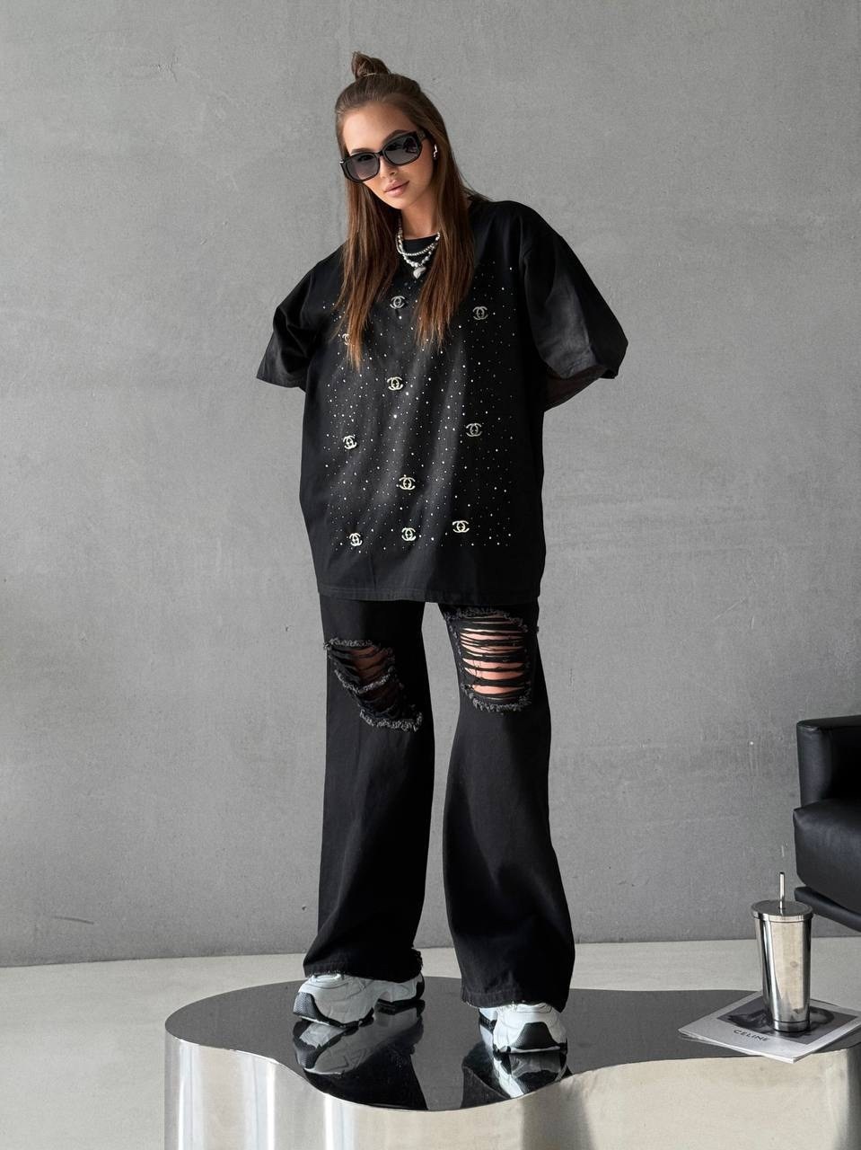 джинсы модные,джинсы широкие рваные,джинсы широкие черные,джинсы широкие,черные рваные джинсы