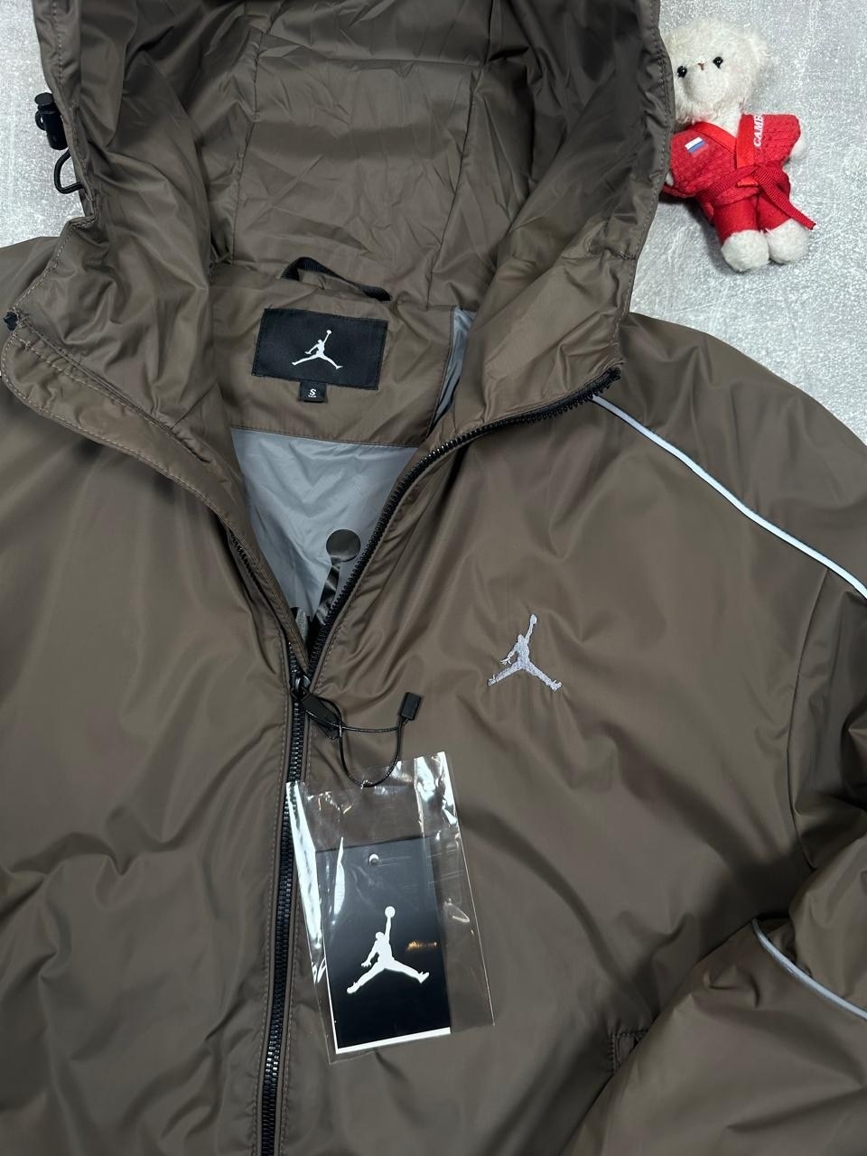 куртка jordan,ветровка jordan,легкая куртка,куртка найк аир джордан,куртка