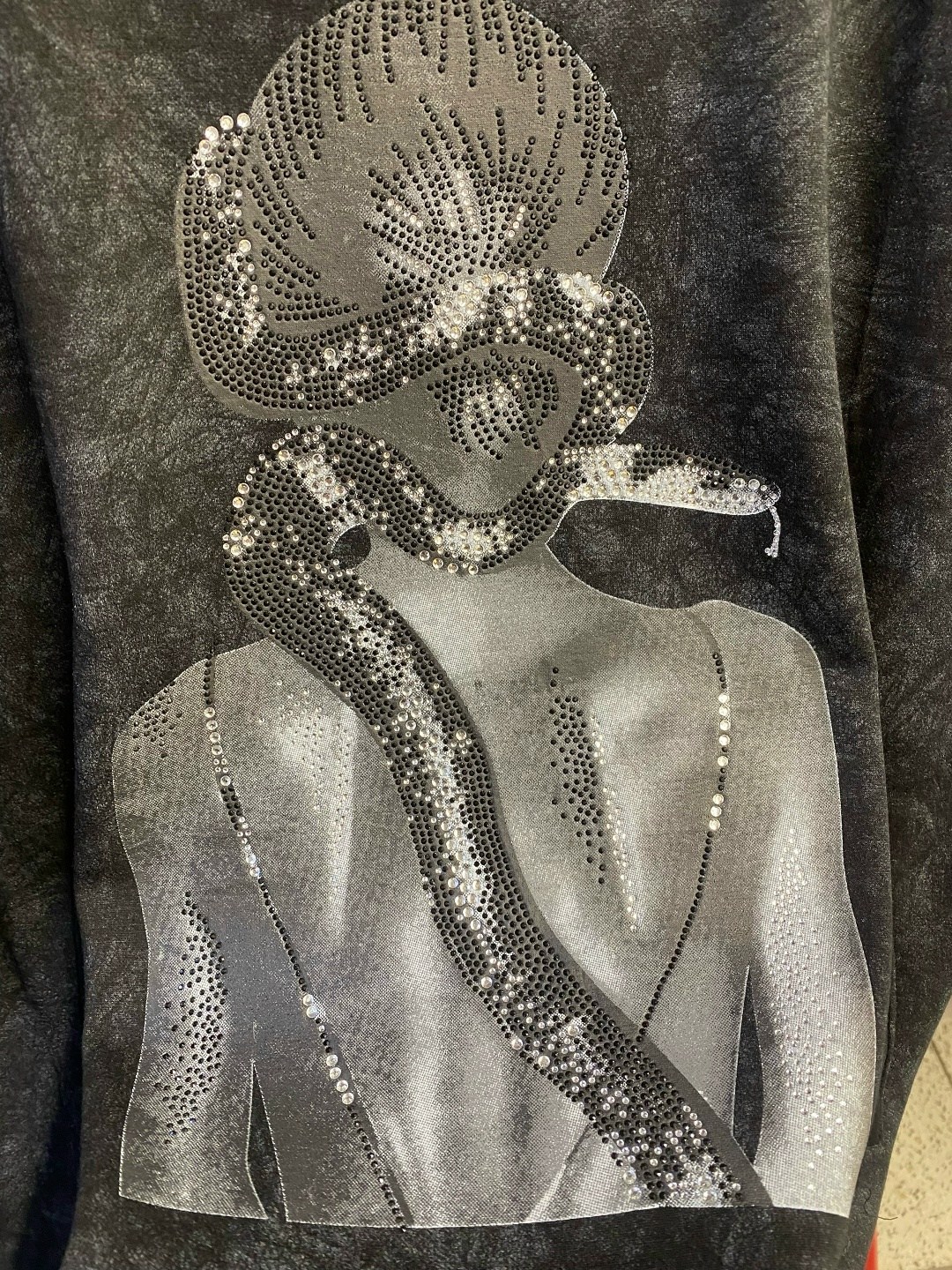 кофта женская,футболки женская,свитшот,джемпер с принтом,кофточка