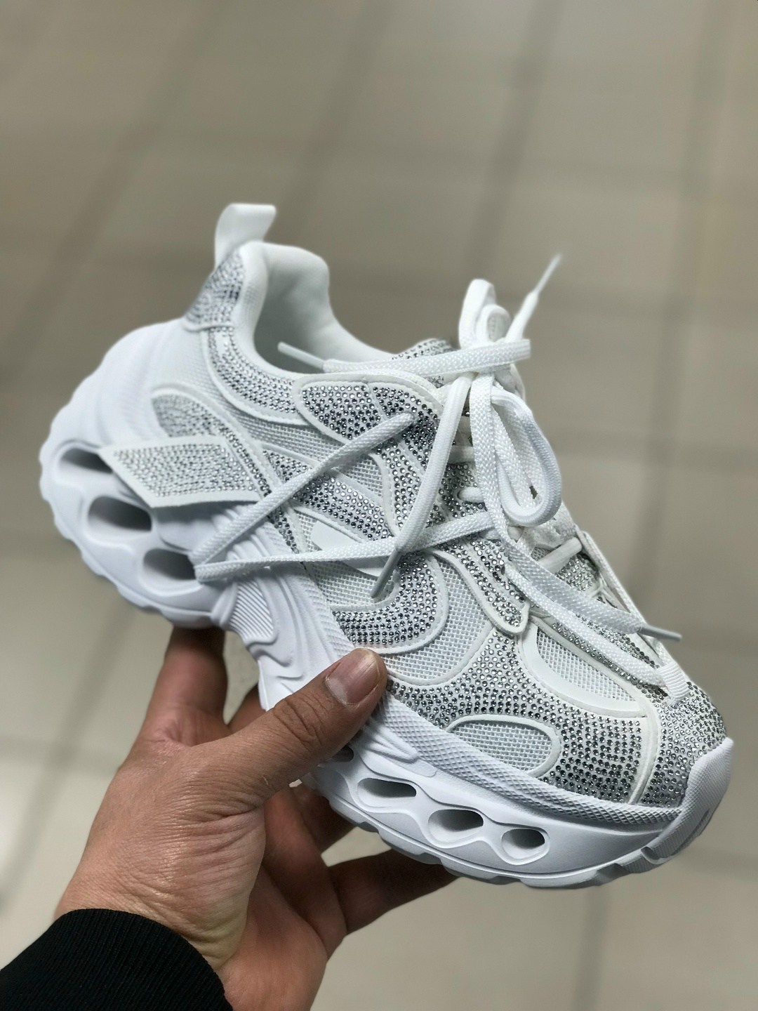 женские кроссовки,массивные кроссовки женские,повседневные кроссовки,массивные кроссовки,кроссовки модные