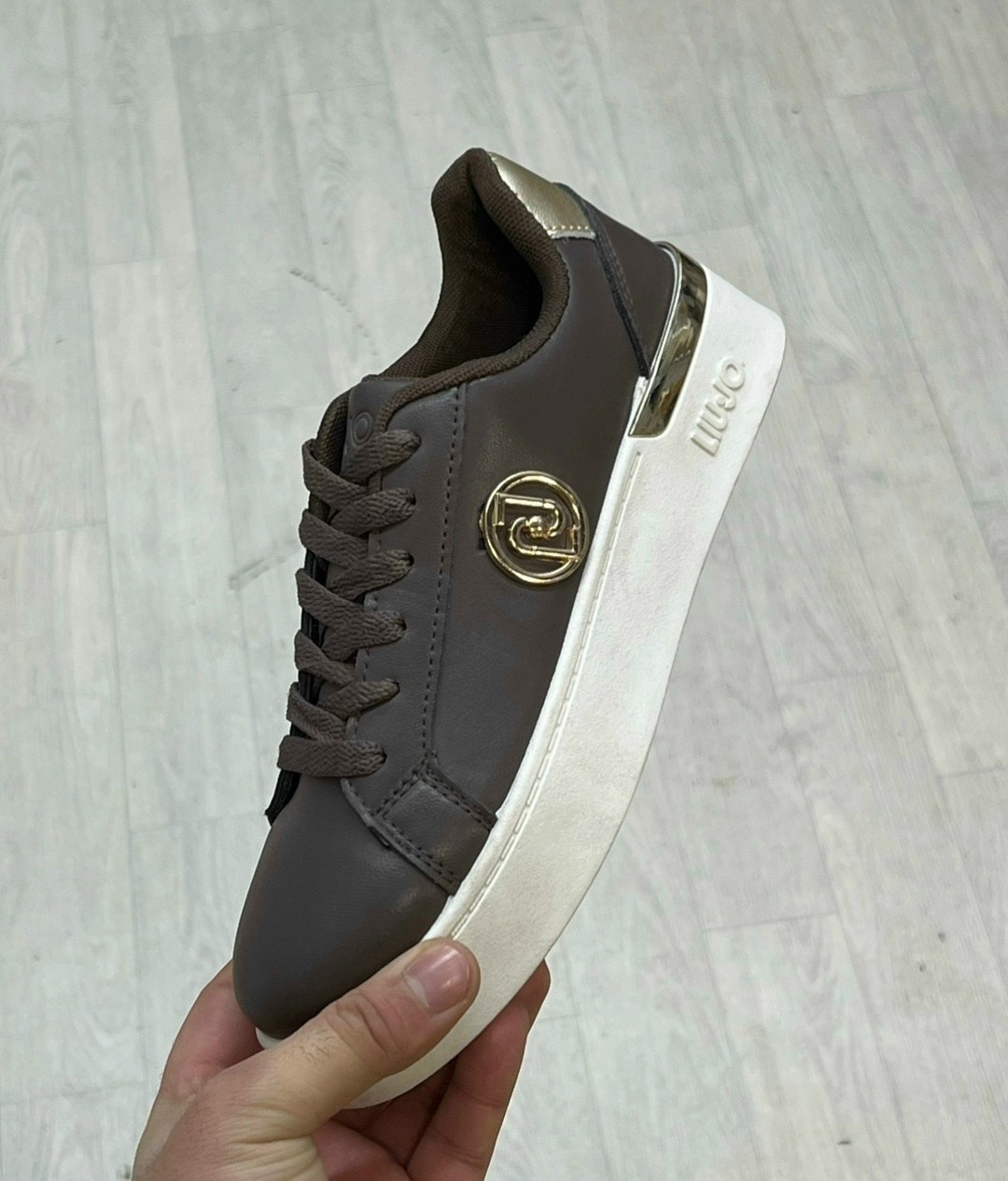 ,кроссовки женскиe,кеды женски,кеды liu jo,женские кеды