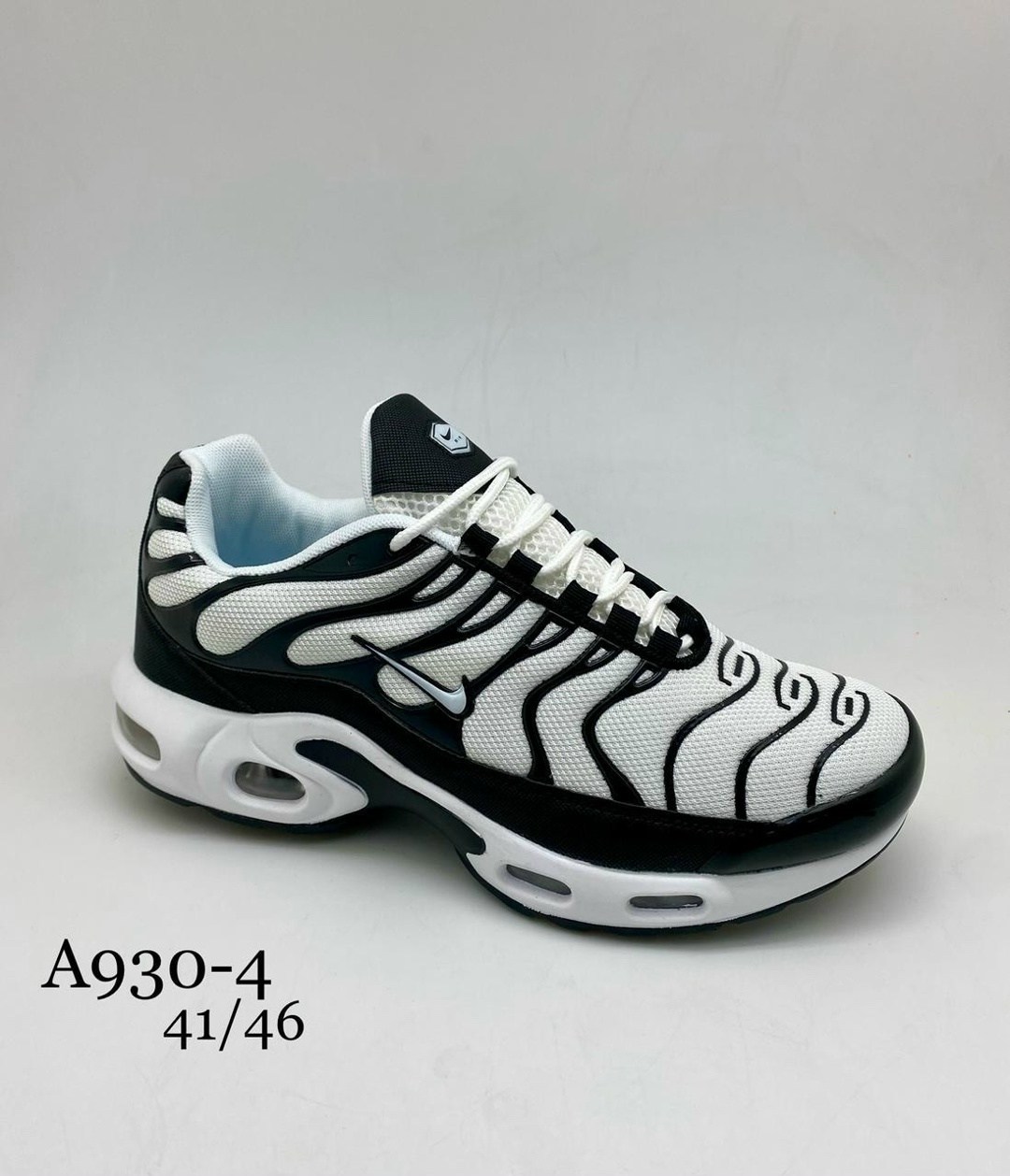 кроссовки мужские nike air max tn plus,nike air max plus tn,кроссовки nike air max plus tn,nike tn air max plus black,nike tn air max plus nero dal 40 al 44