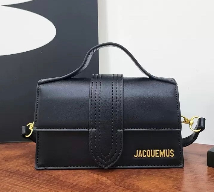 сумка jacquemus,сумка,модная женская сумка,универсальная сумка,квадратная сумка