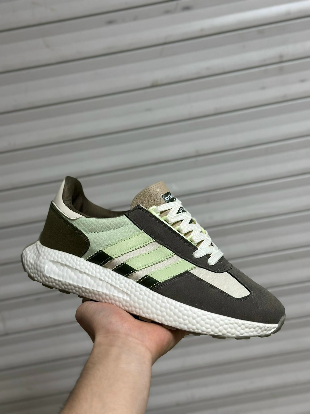 кроссовки adidas,кроссовки adidas retropy e 5,кроссовки мужские adidas,кроссовки adidas retropy,кроссовки adidas originals retropy