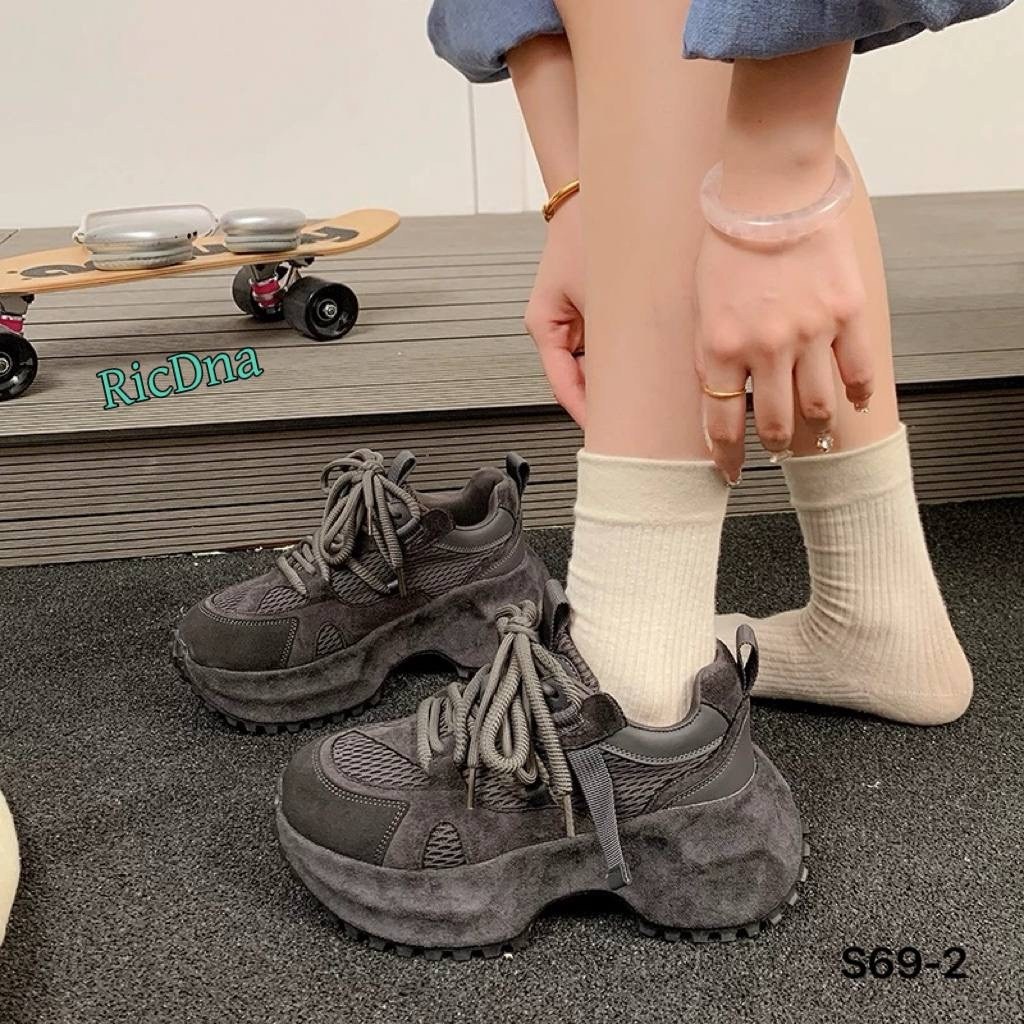 массивные кроссовки женские,кроссовки женскиe,женские кроссовки на платформе,женские кроссовки на массивной платформе,