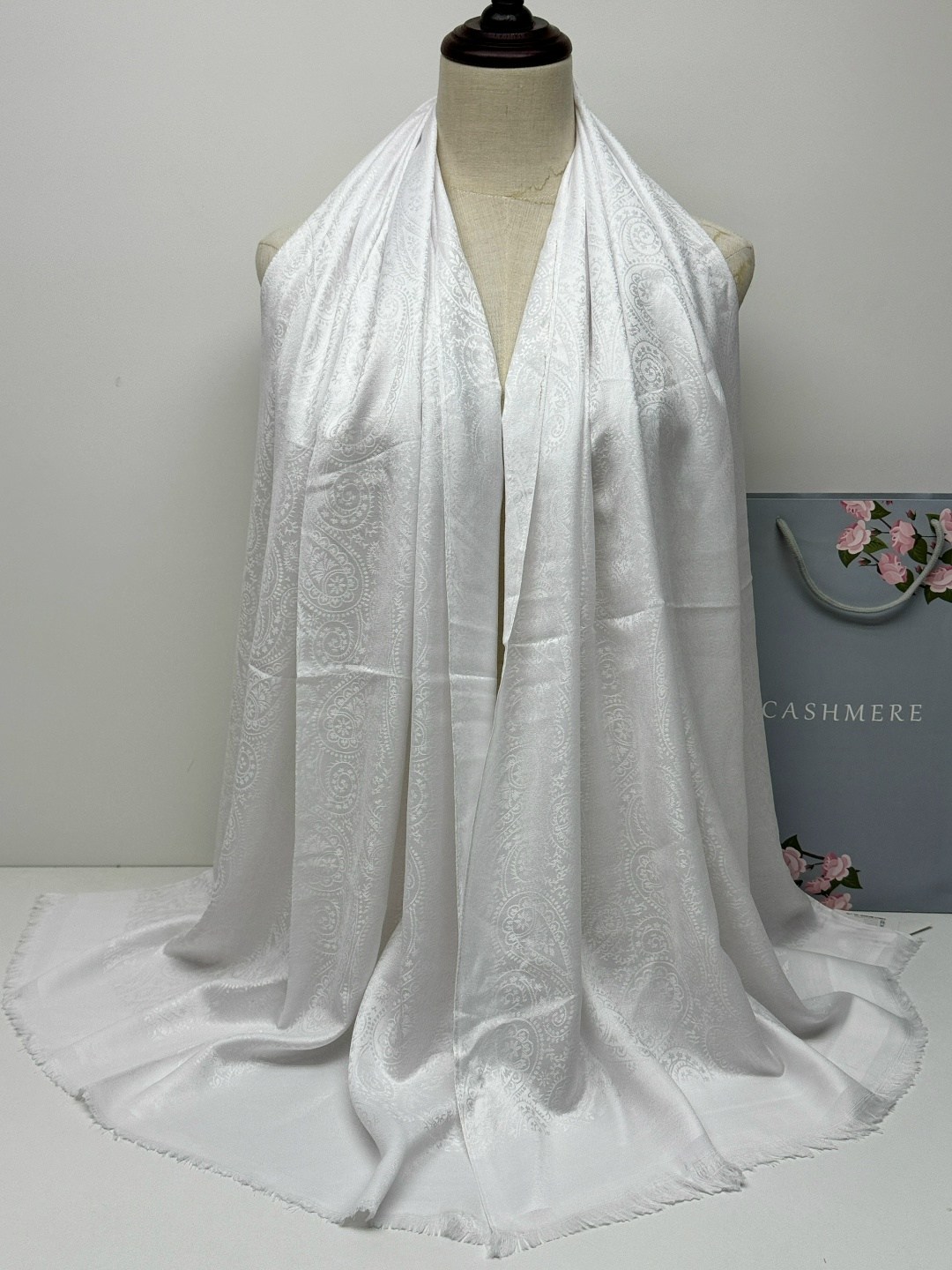 шарф женские,шарфы для женщин,шарфы и палантины,шарф шарфы,шарф с узором